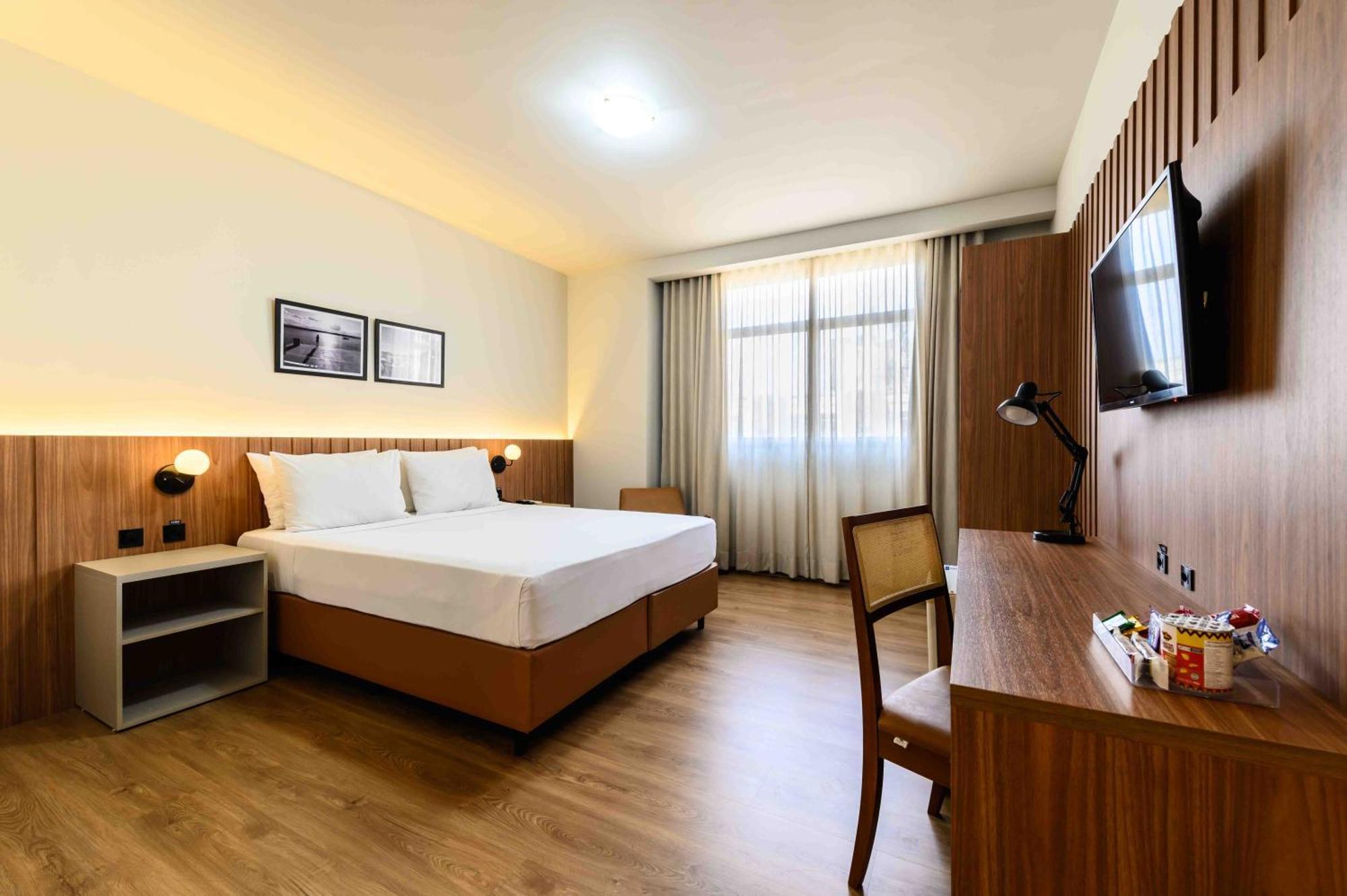 Superior Double Room double bed,1756434480:JPEG