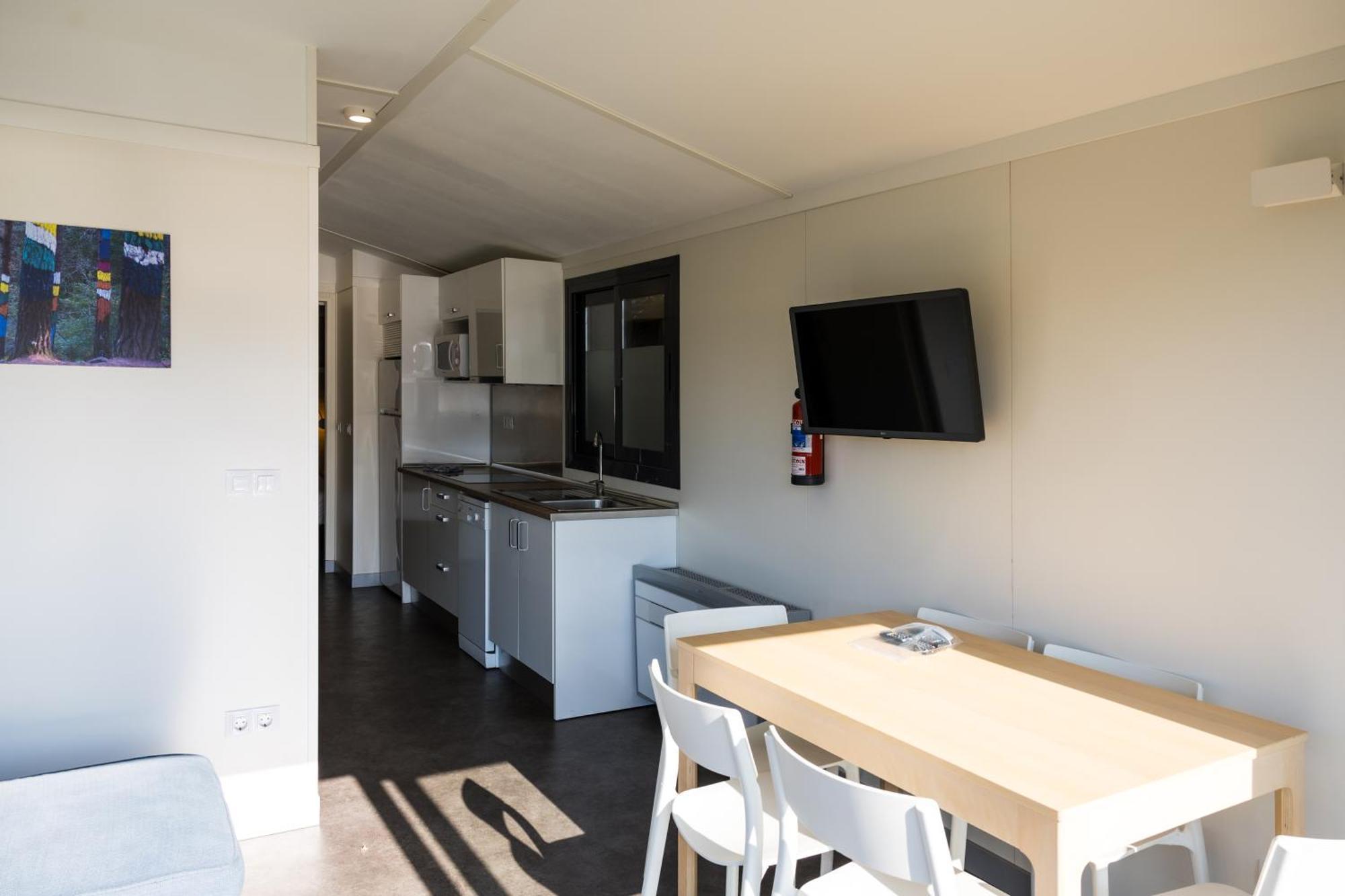 Superior Two-Bedroom Familiar Bungalow