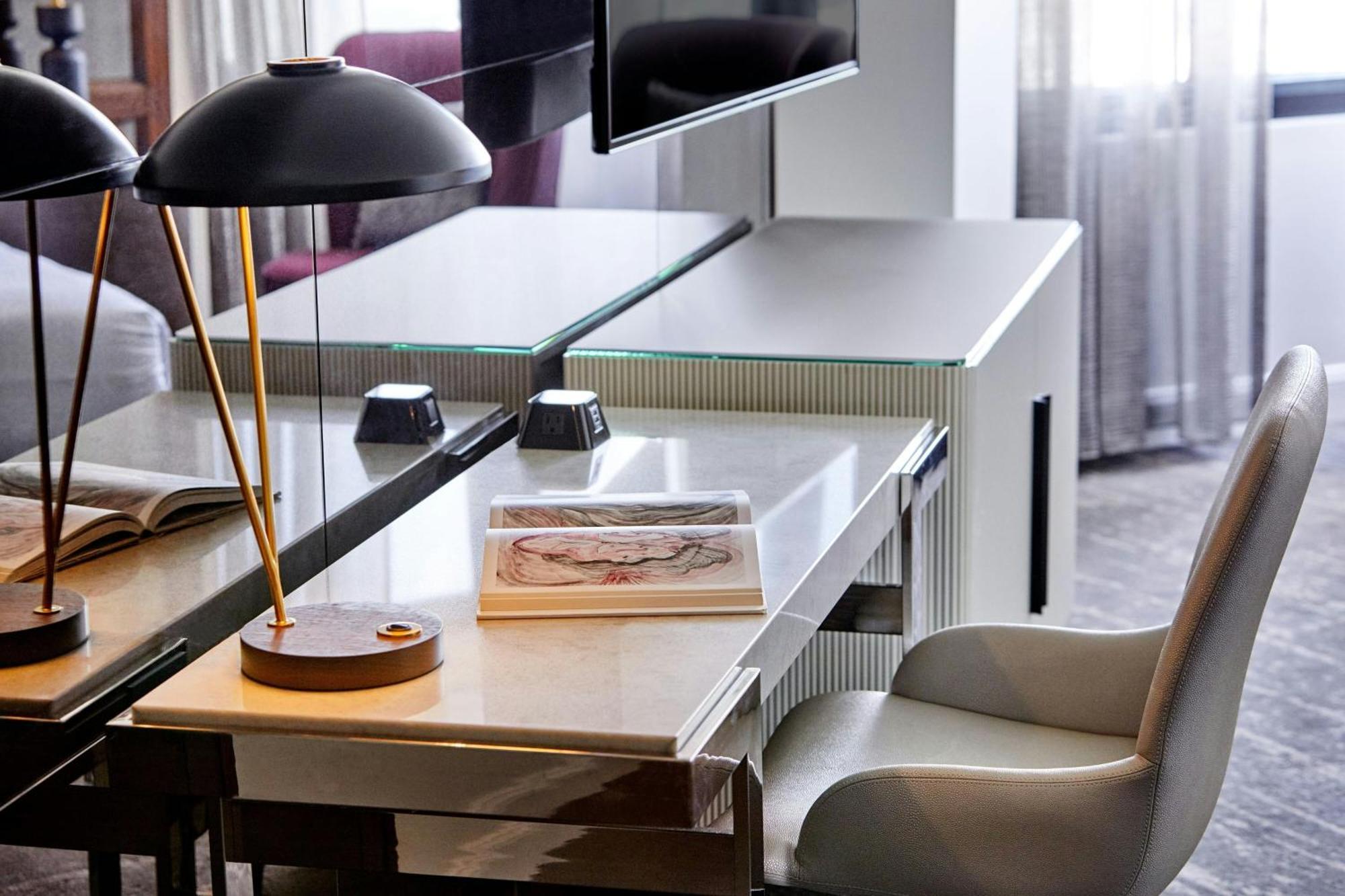Executive Corner King Room