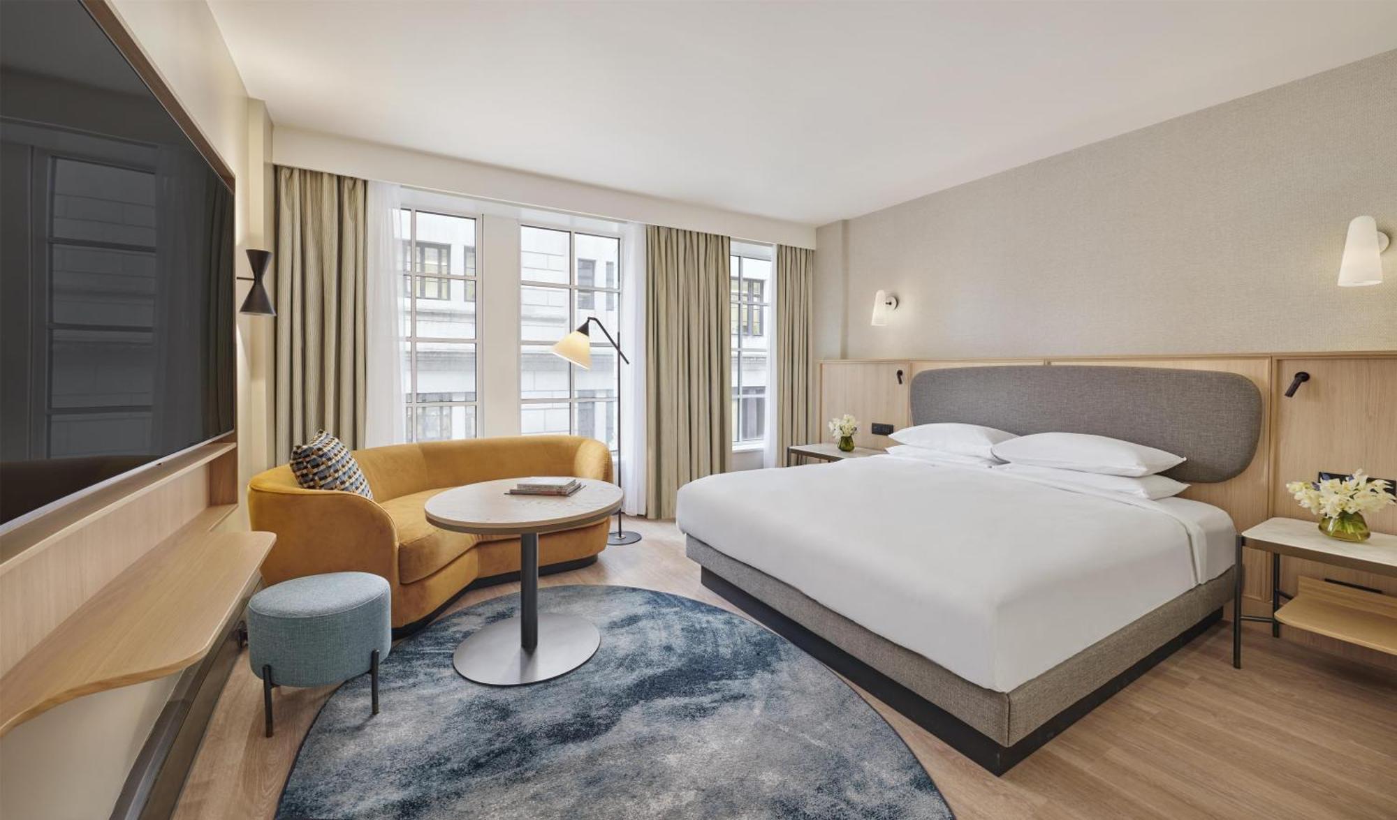 King Room - Club Access,1756453922:JPEG