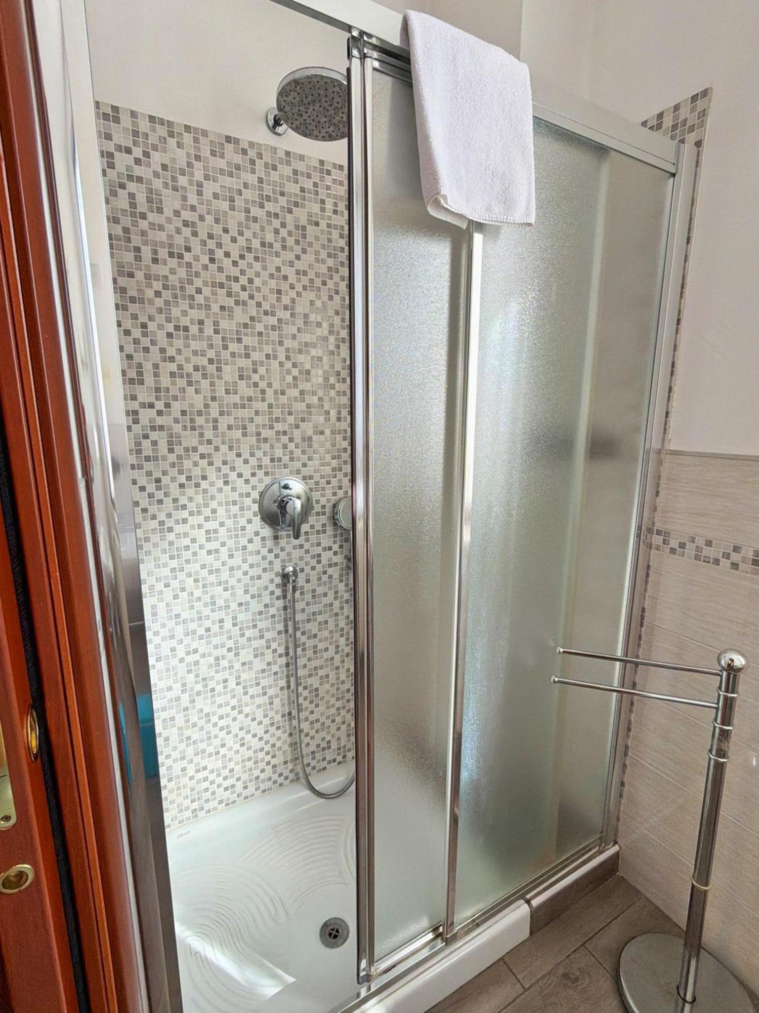 Triple Room Lake View