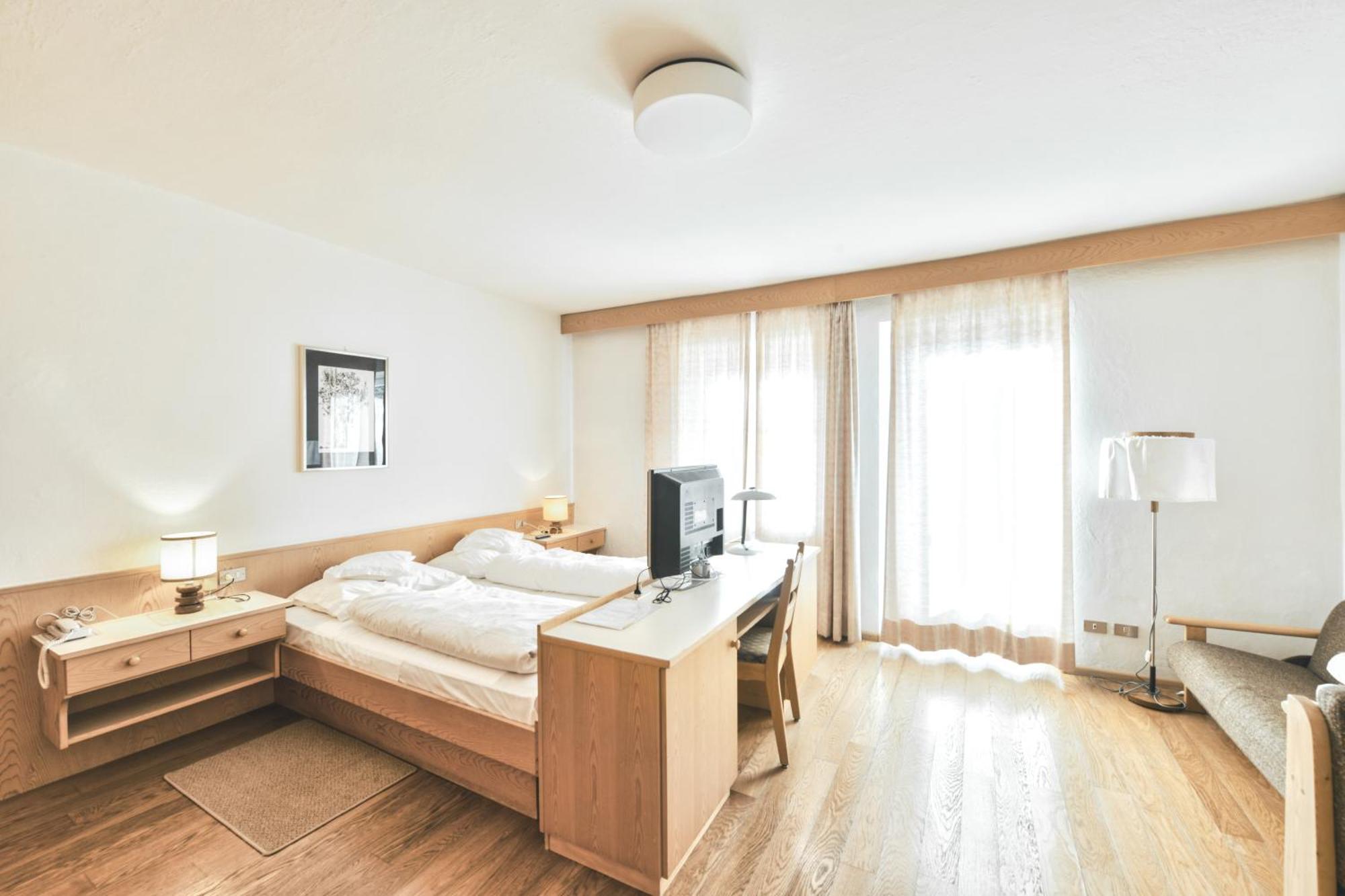 Large Double Room