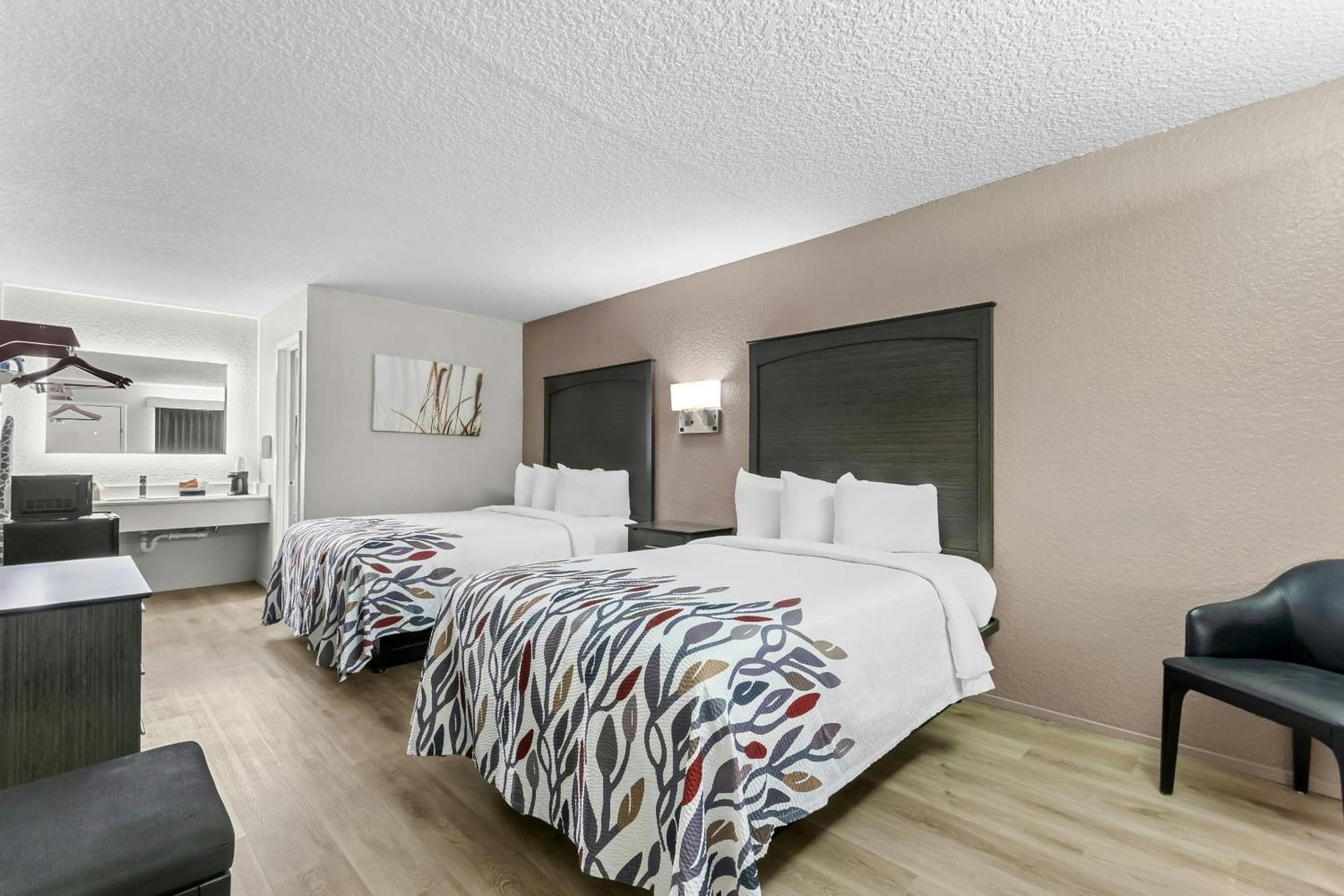 Deluxe Double Room Two Double Beds Non-Smoking,1756462895:JPEG