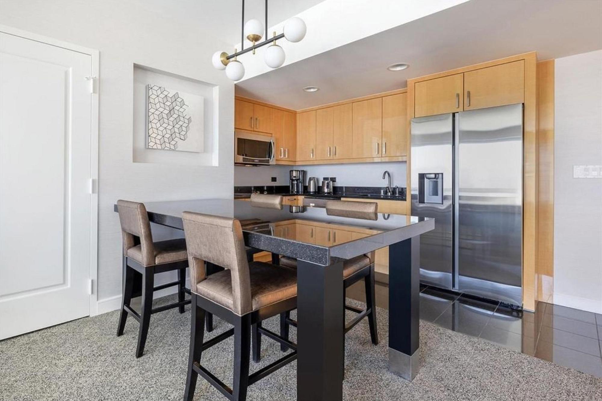 One-Bedroom Suite Kitchen