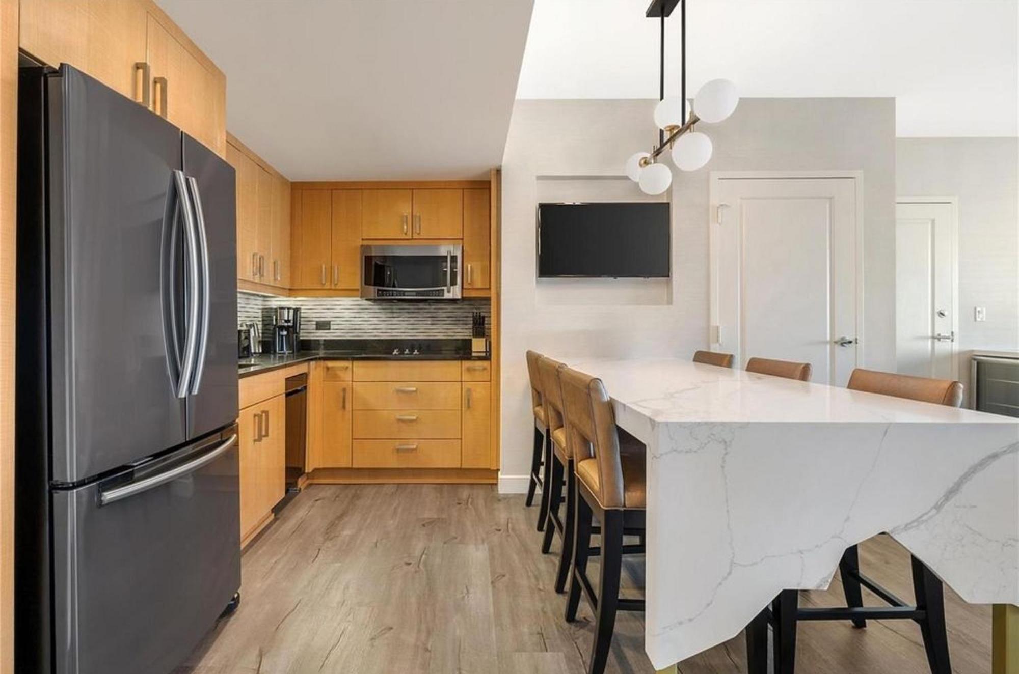 One-Bedroom Suite Kitchen