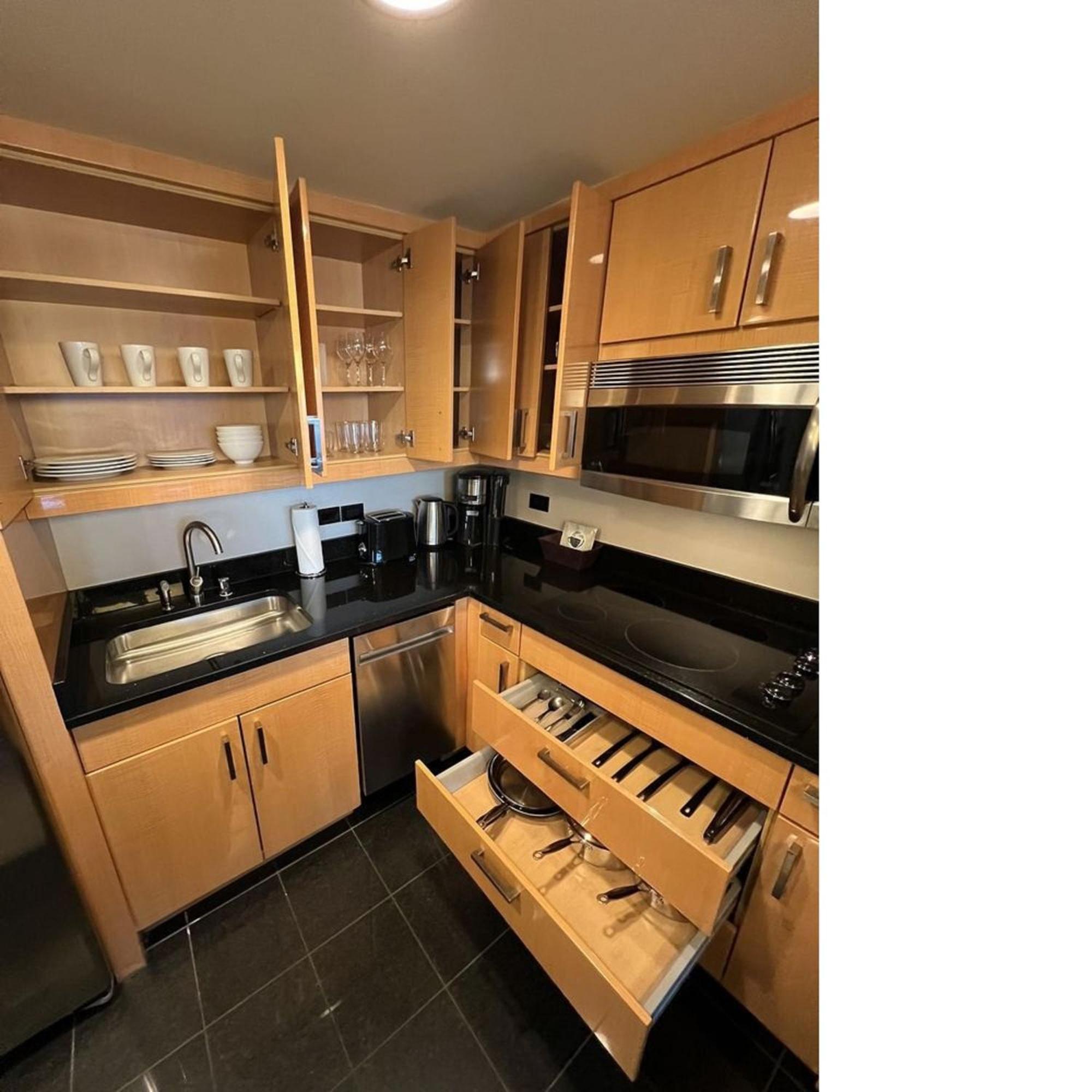 One-Bedroom Suite Kitchen