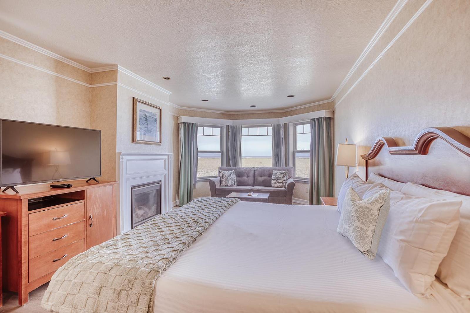 Oceanfront King Deluxe