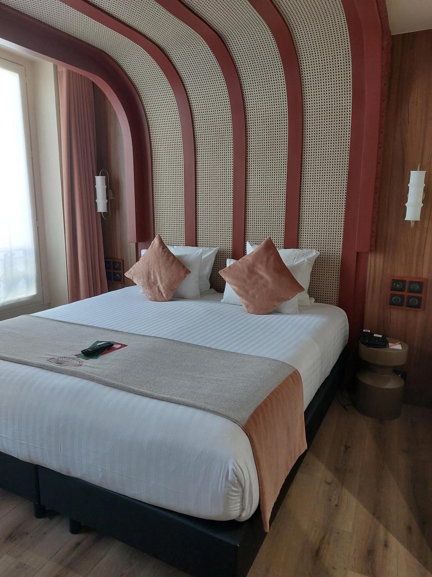 Chambre Grand Lit ou Lits Jumeaux Confort