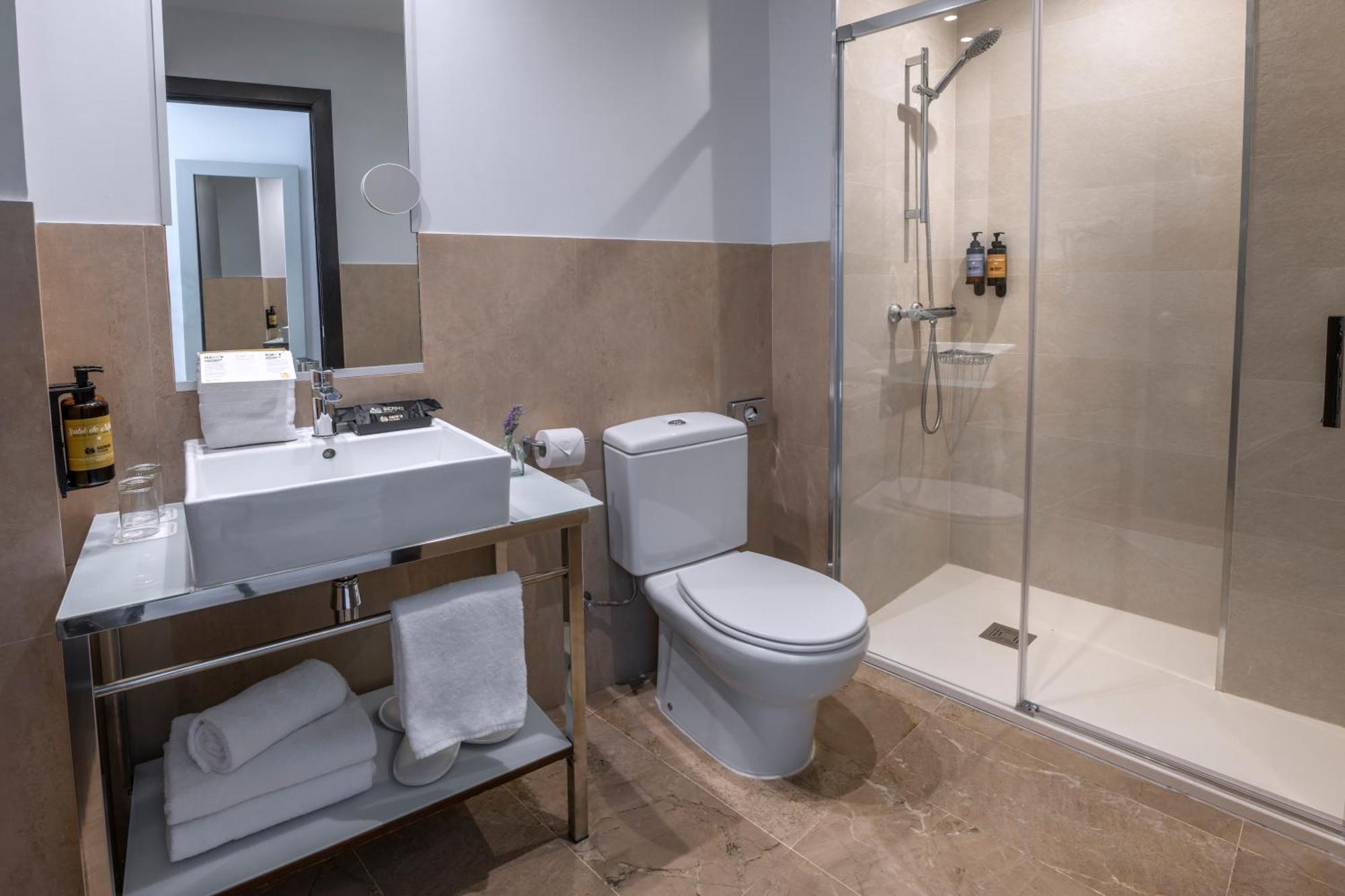 Comfort Double or Twin Room
