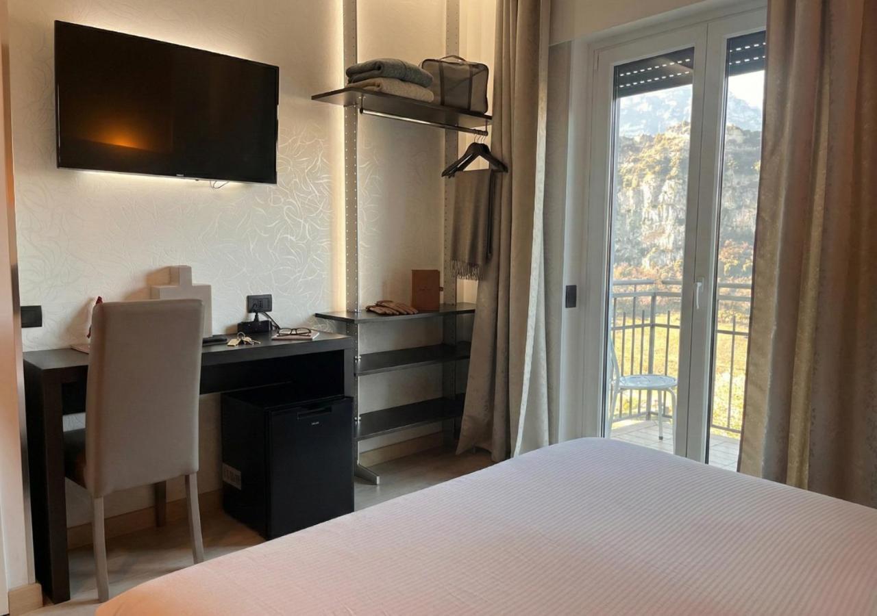 Double Room Lake View