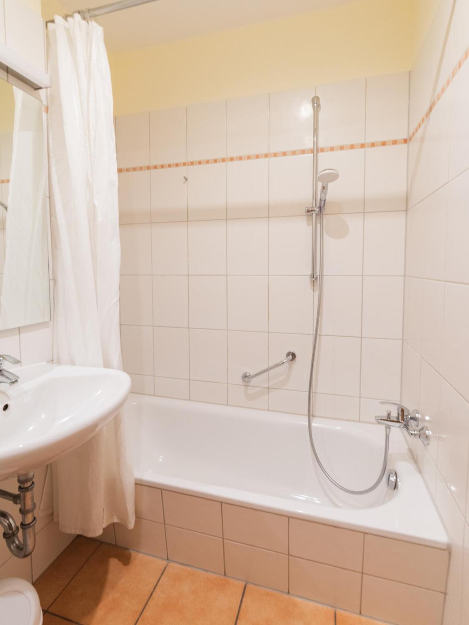 Single Room Inland View,1756504871:JPEG