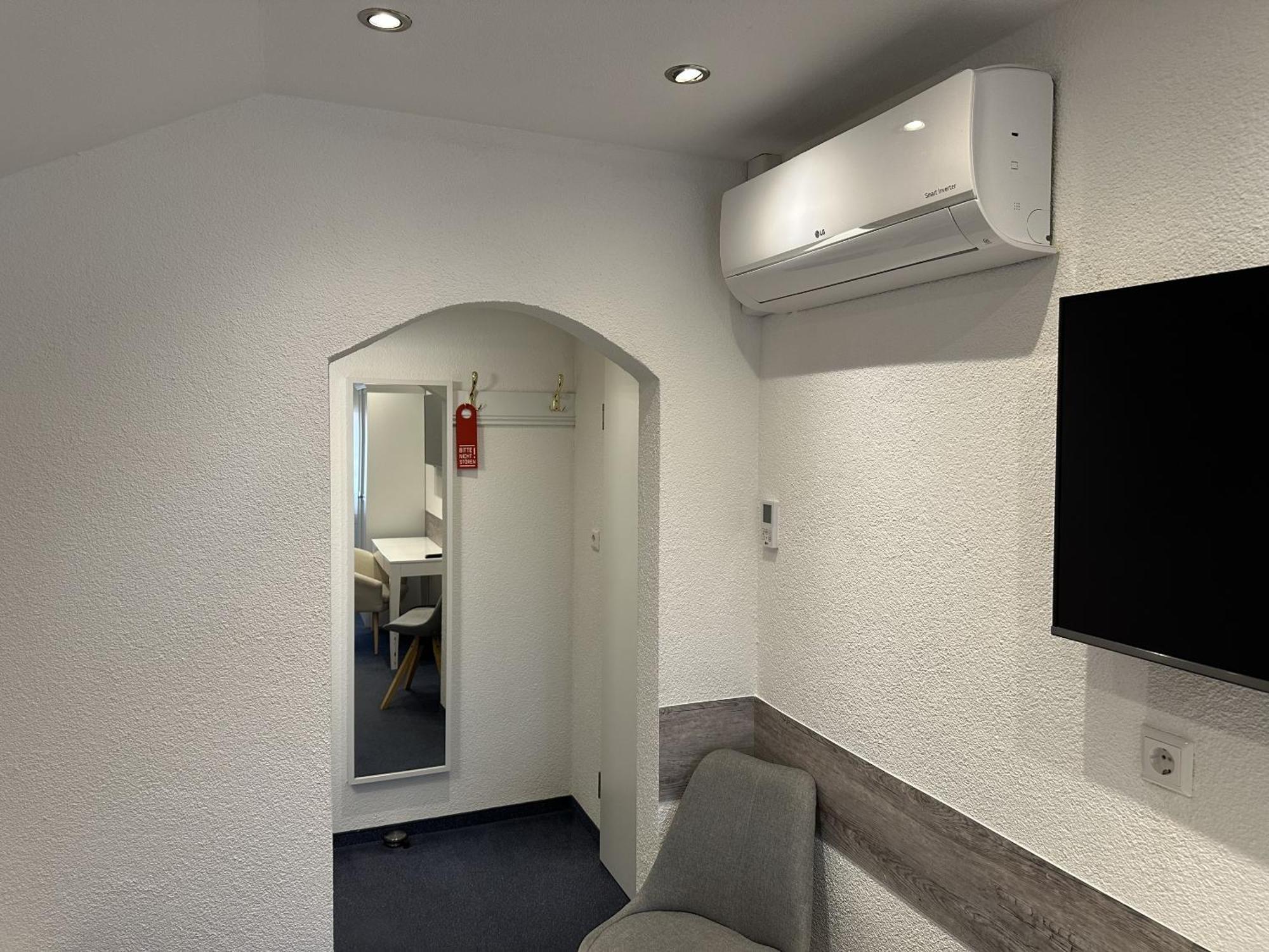 Triple Room Private Bathroom