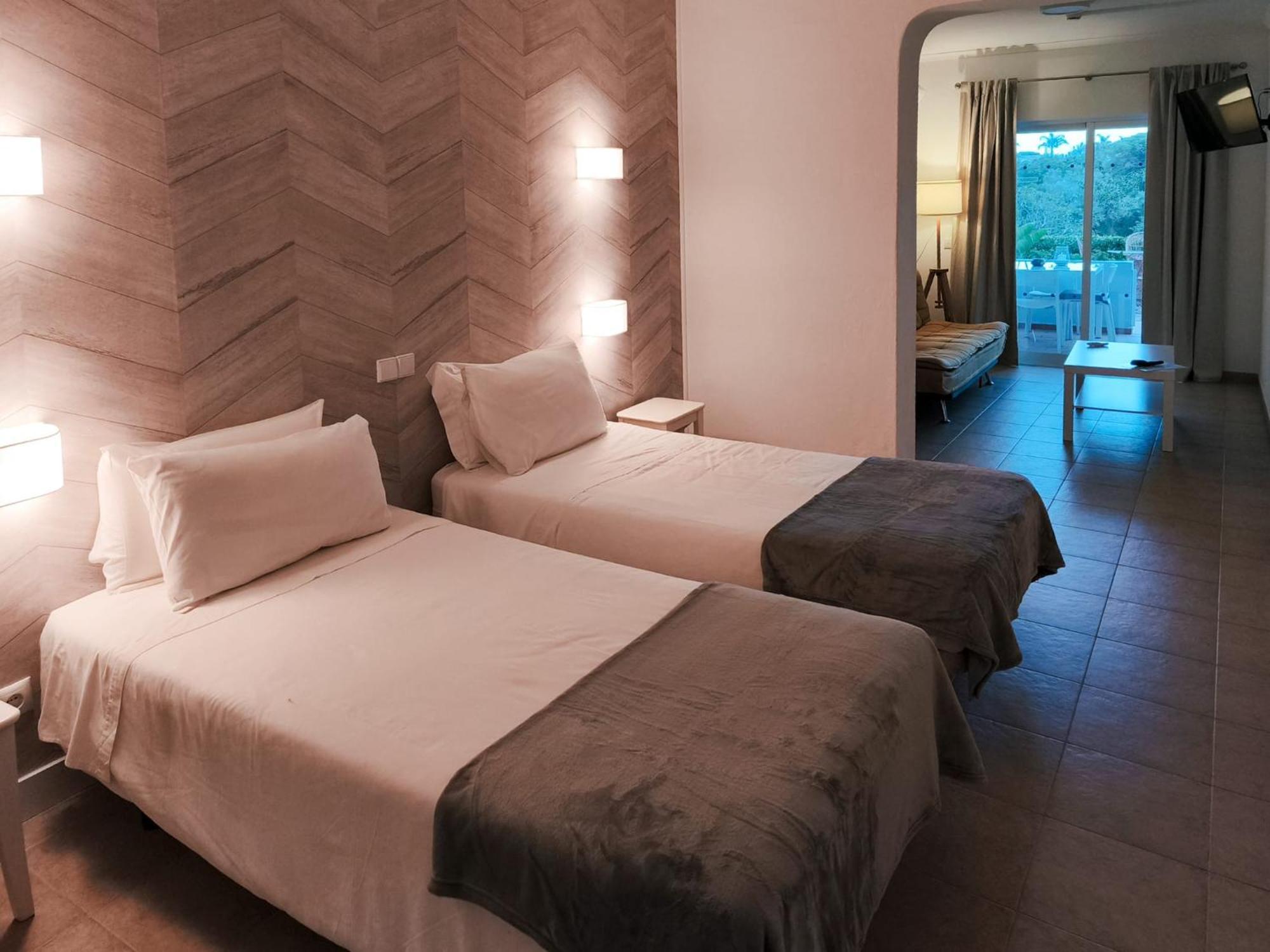 Double or Twin Room Balcony