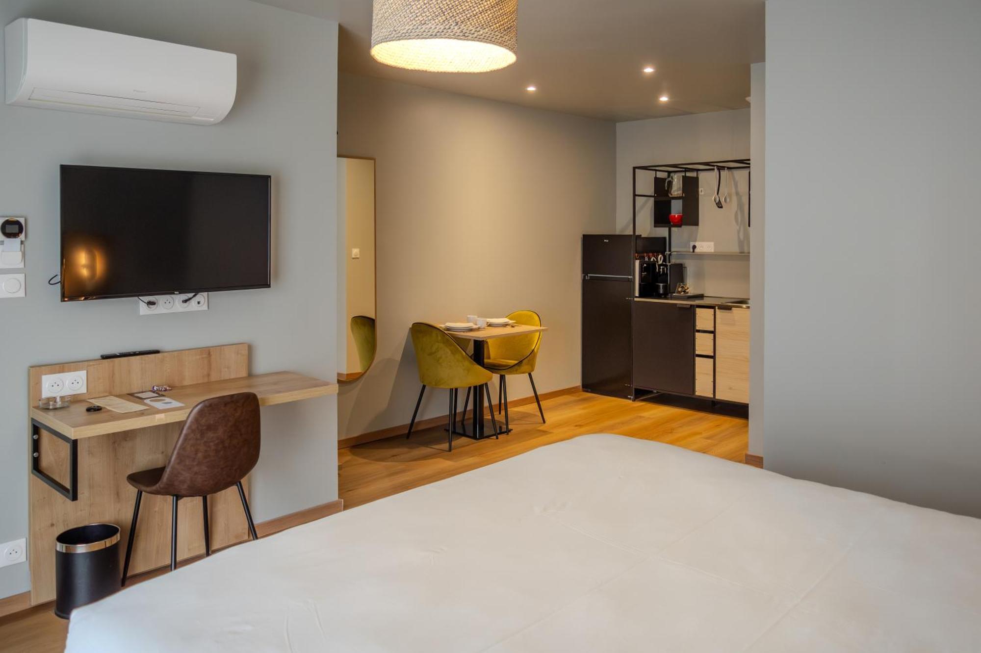 King Studio Garden View Annexe
