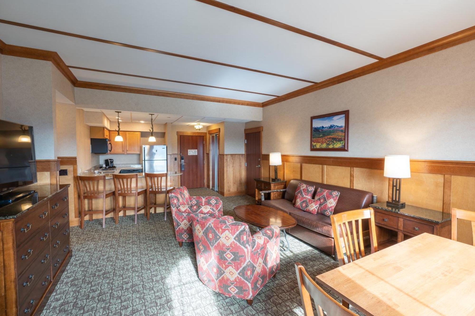 Deluxe Suite,1756512714:JPEG