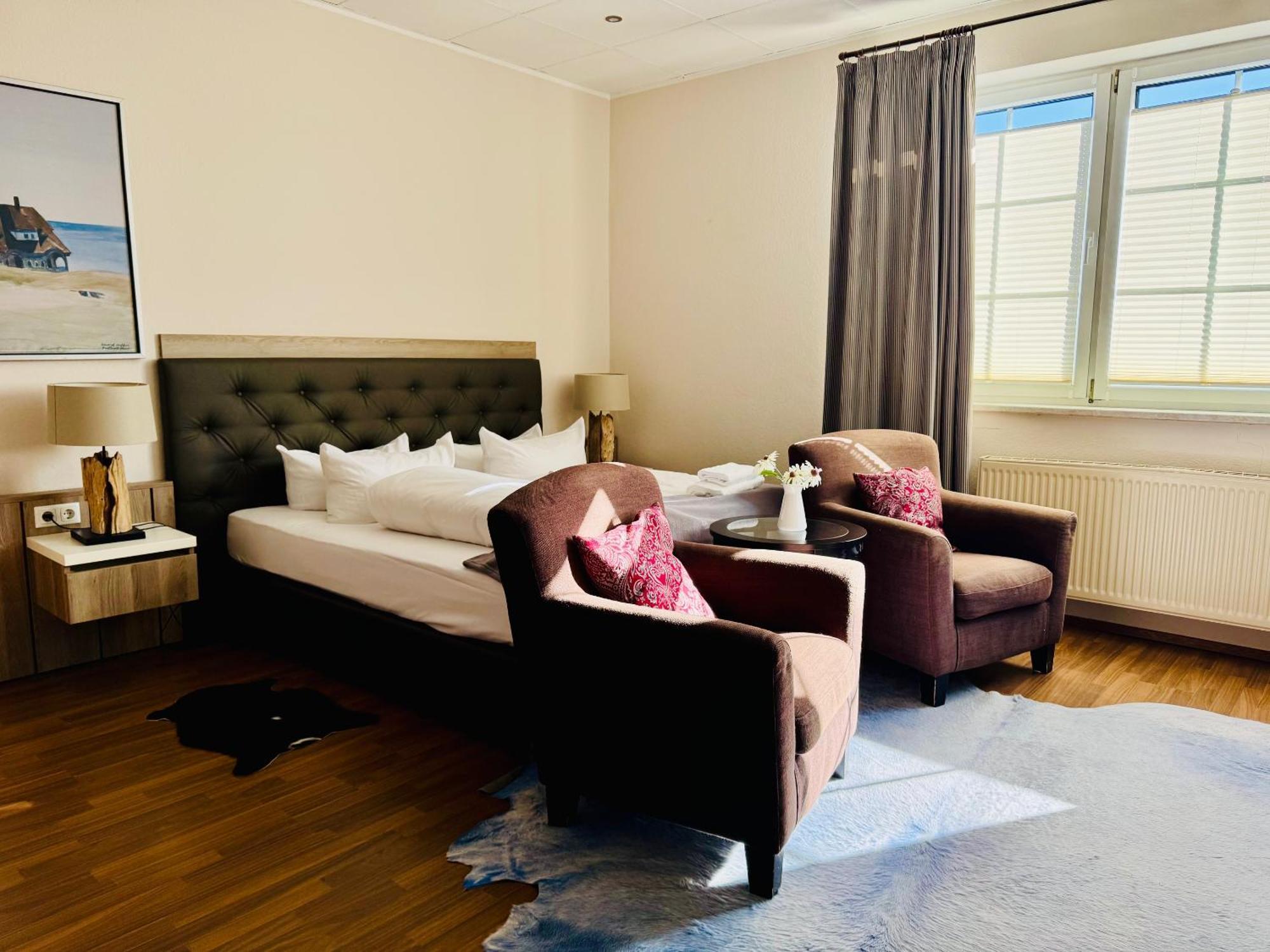 Triple Room,1756521062:JPEG