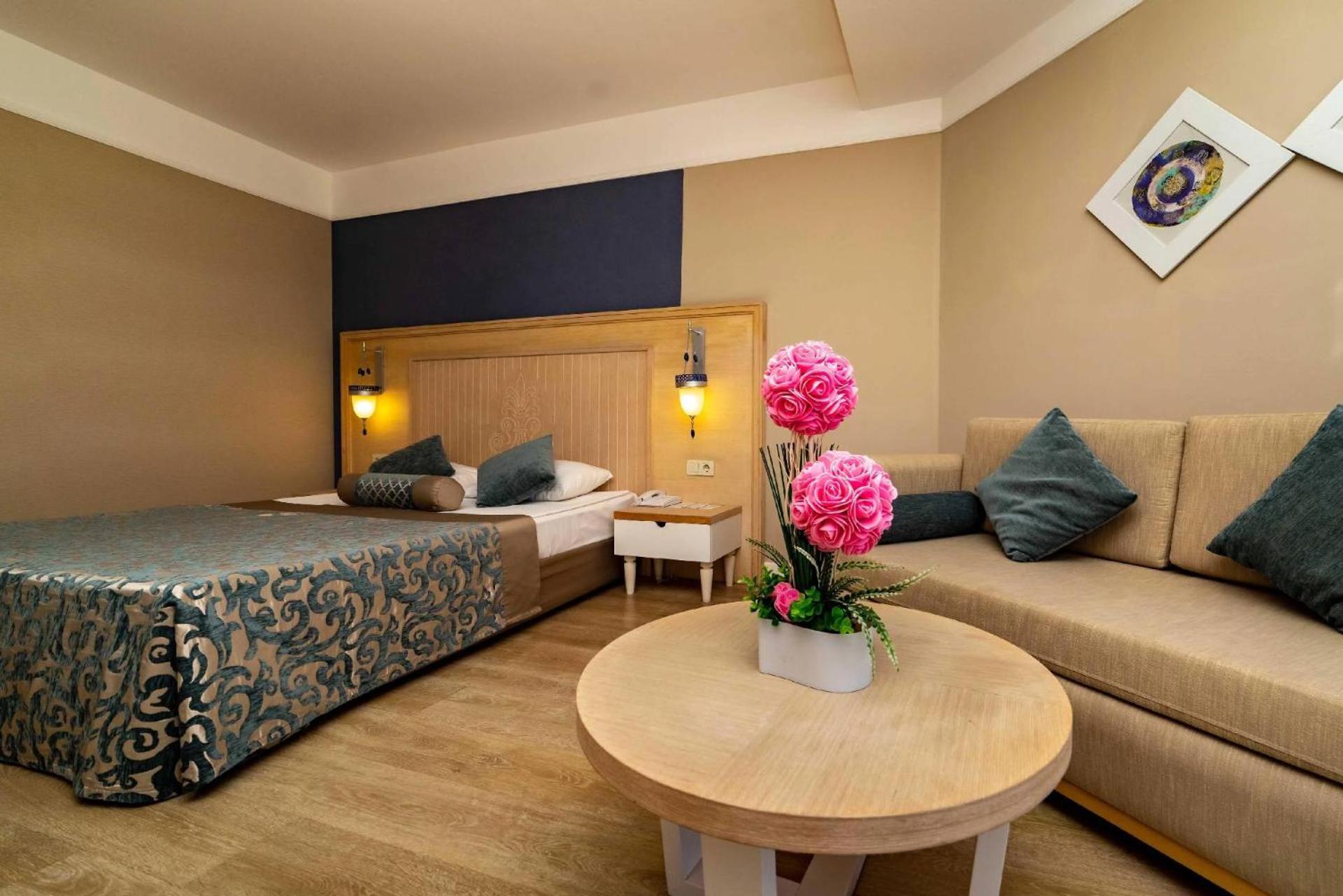 Superior Room Land View