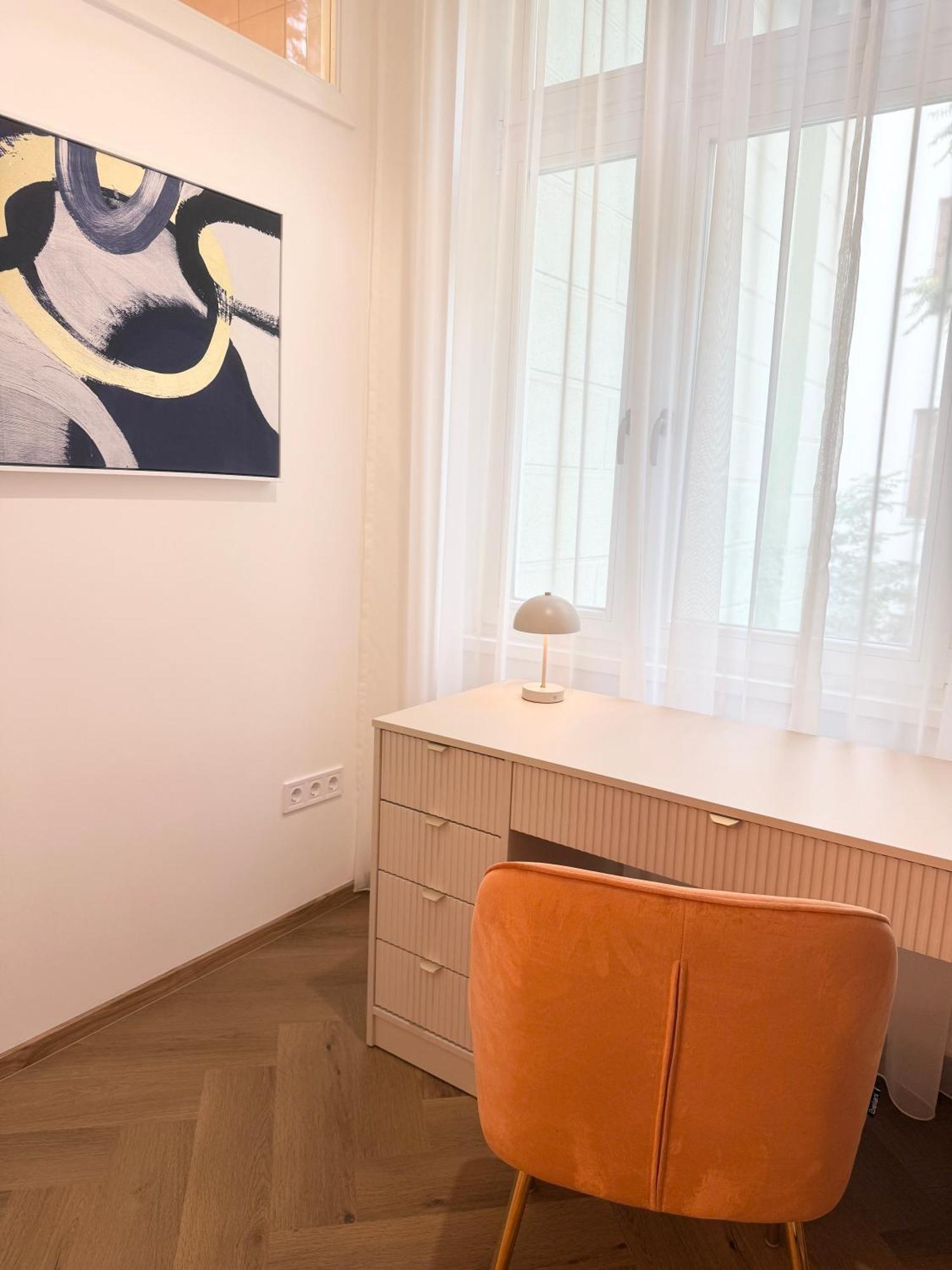 Superior Apartment