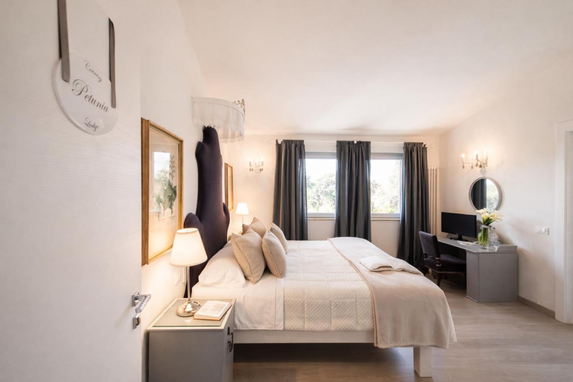 Superior Double or Twin Room Garden View