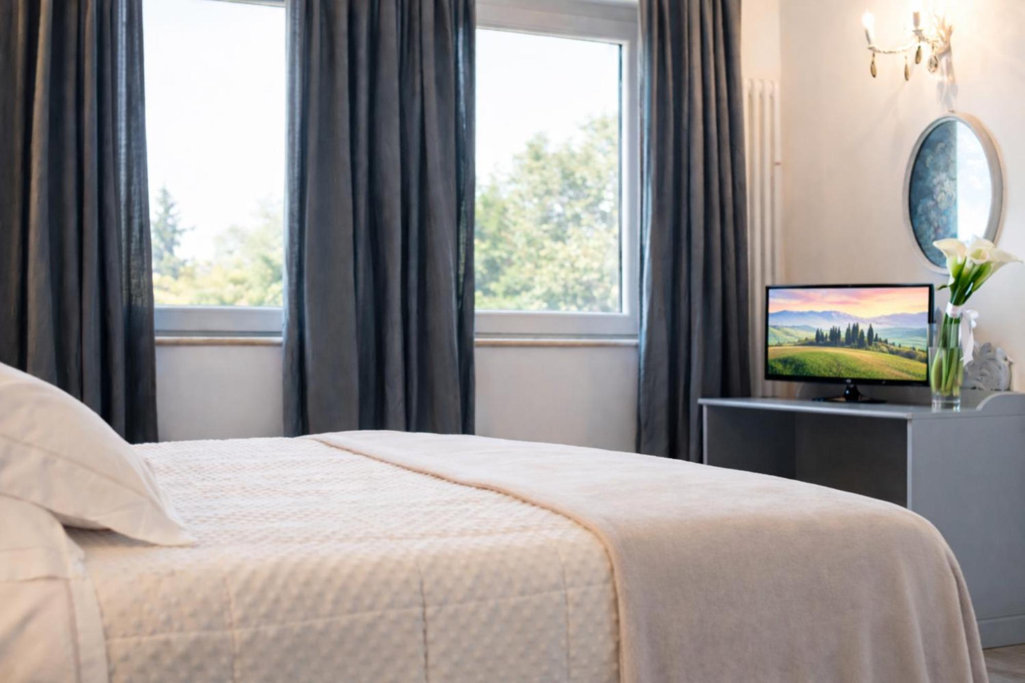 Superior Double or Twin Room Garden View