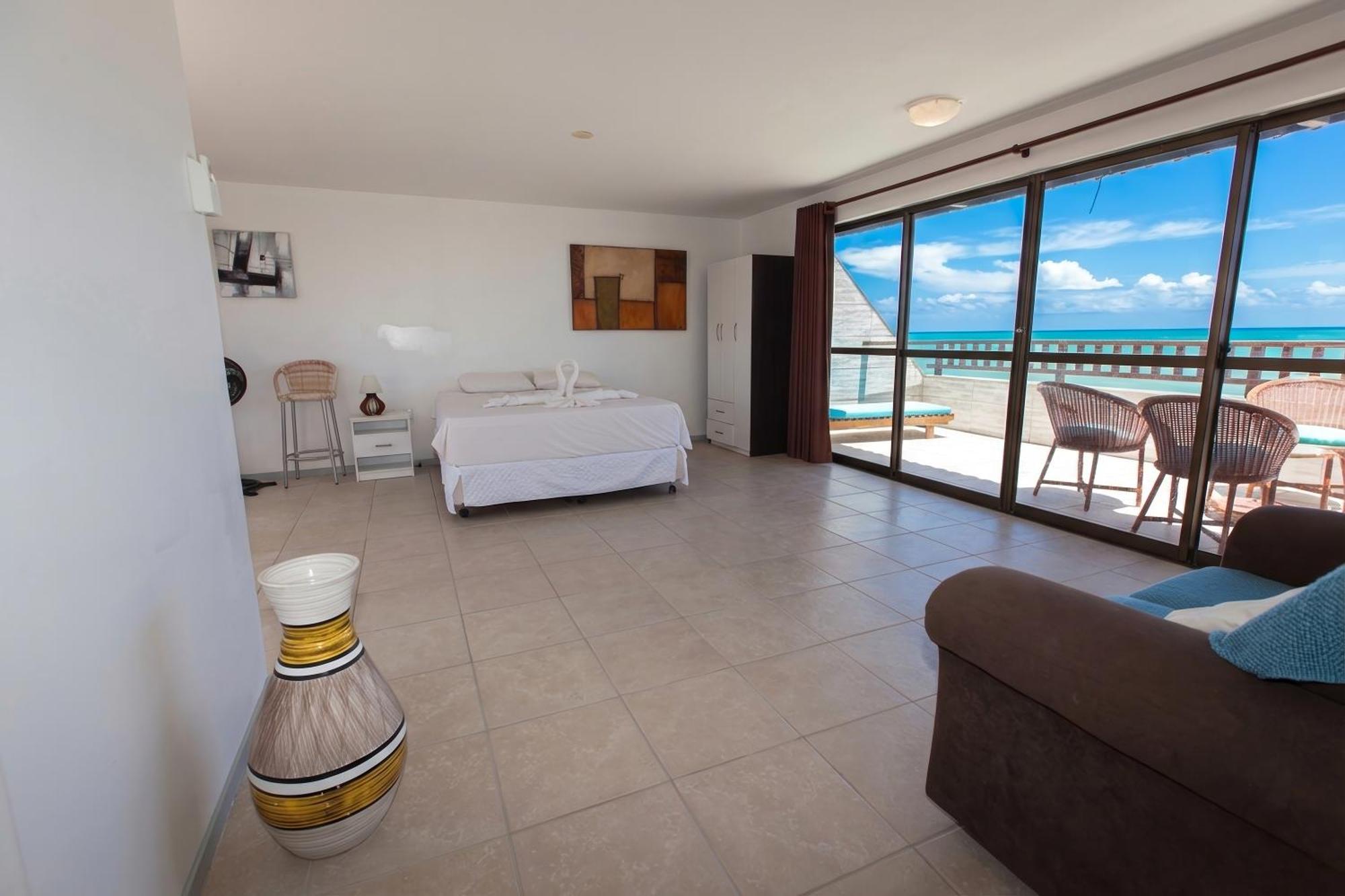 Three-Bedroom Apartment Penthouse