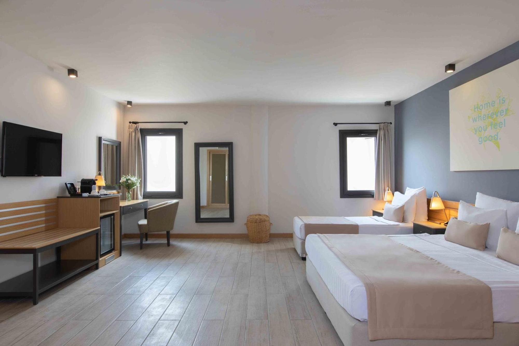 Triple Room Terrace