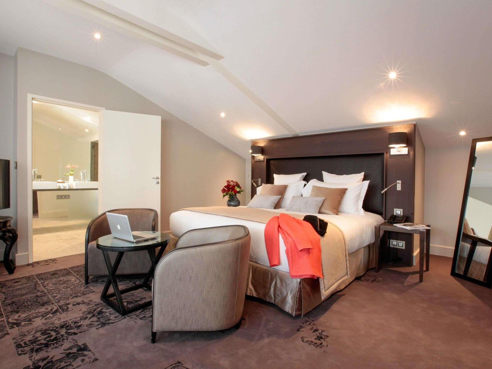Deluxe Suite One Double Bed Balcony