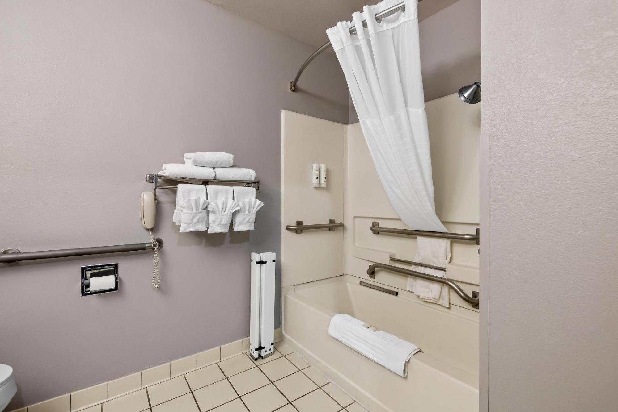 King Room Disability Access or Non-Smoking