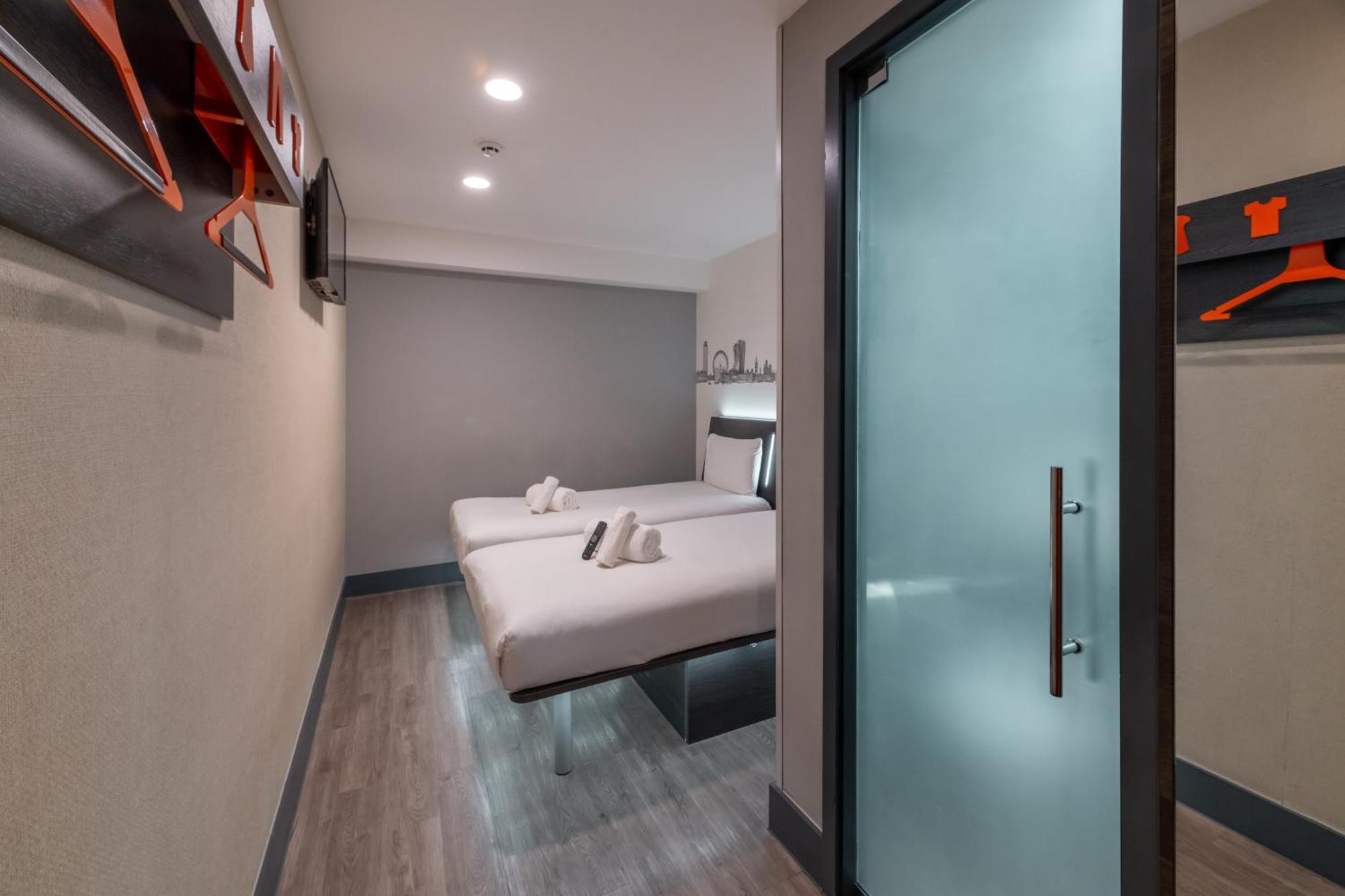 Twin Room without Window