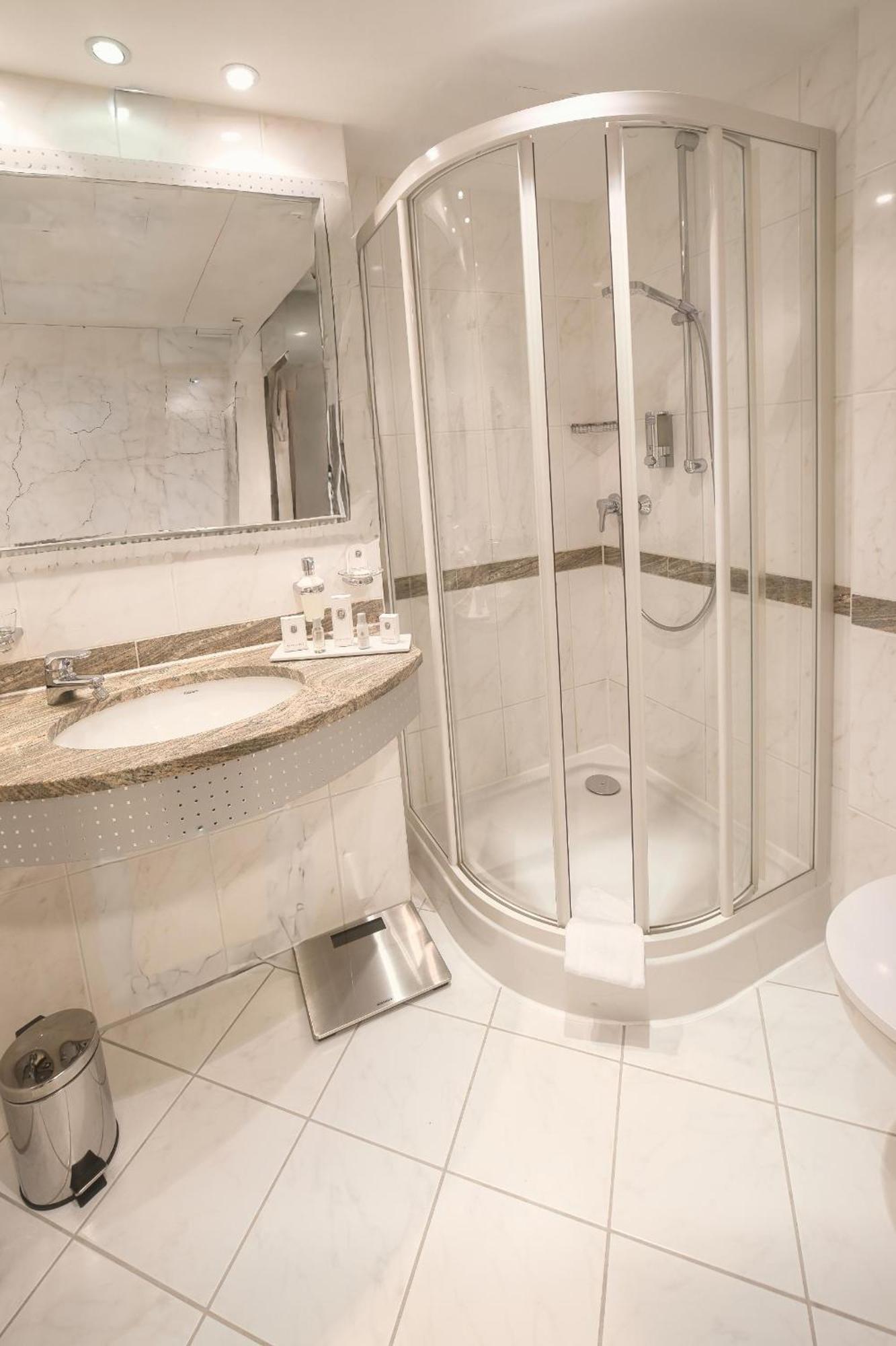 Double or Twin Room,1765960345:JPEG