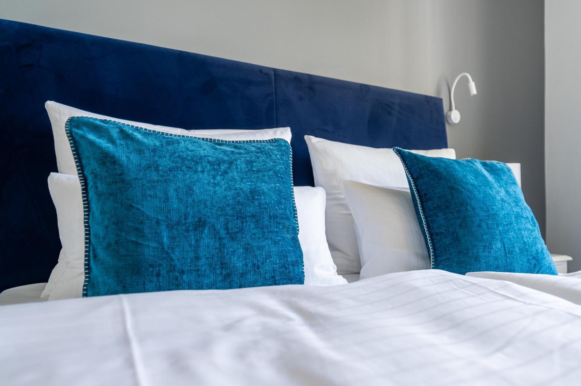 Premium 2-room suite without balcony