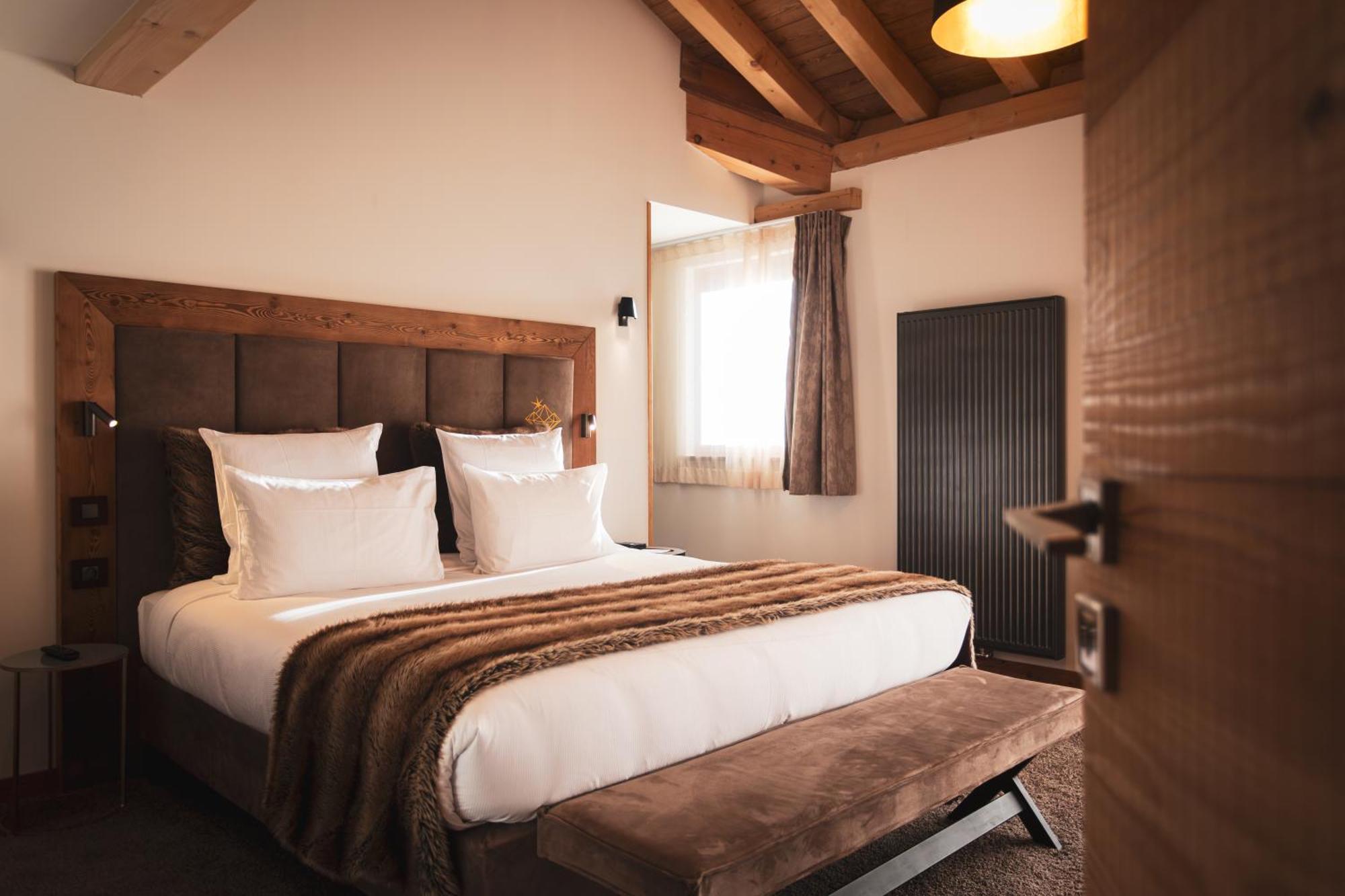 Mezzanine Suite
