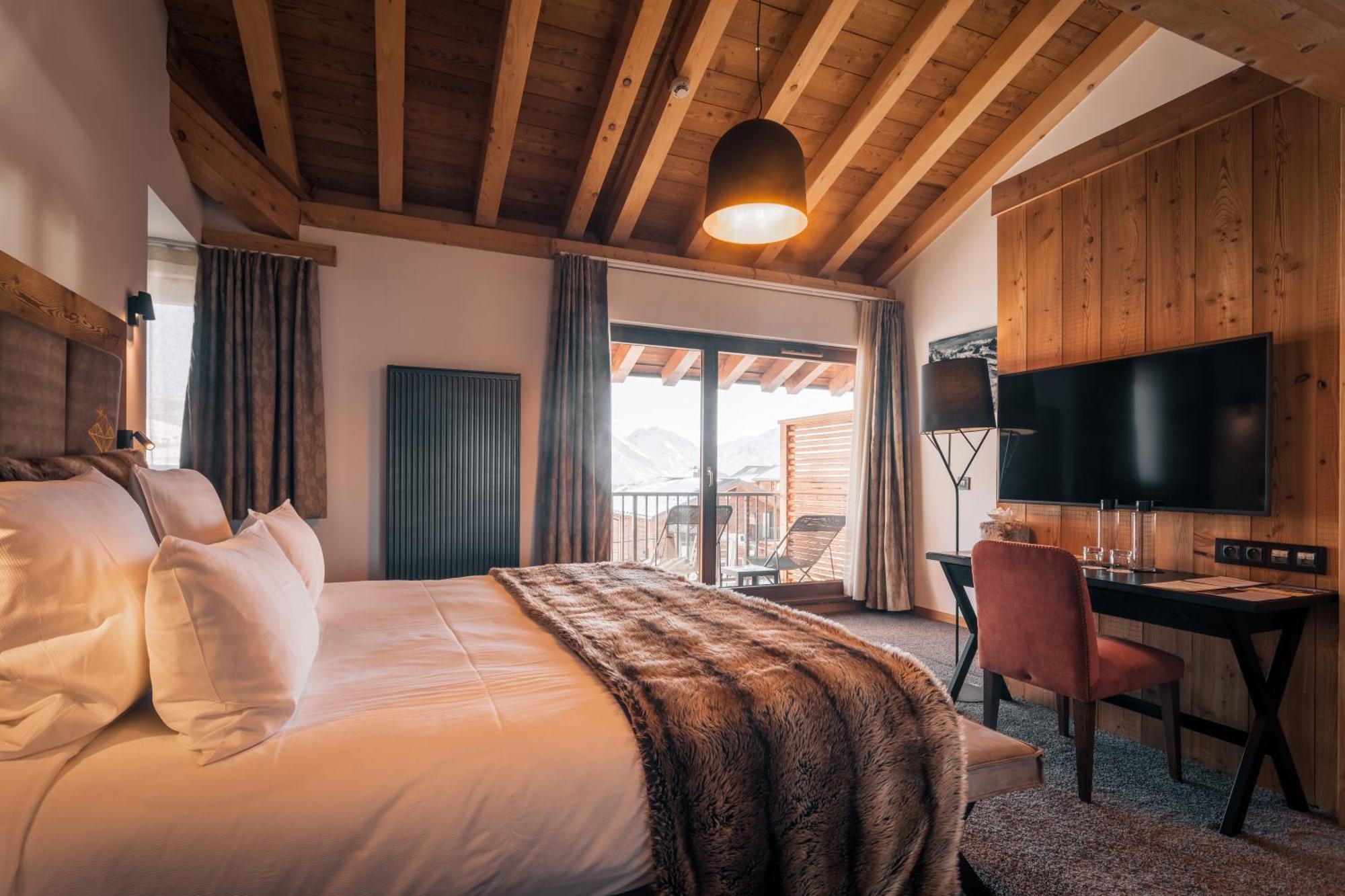 Mezzanine Suite