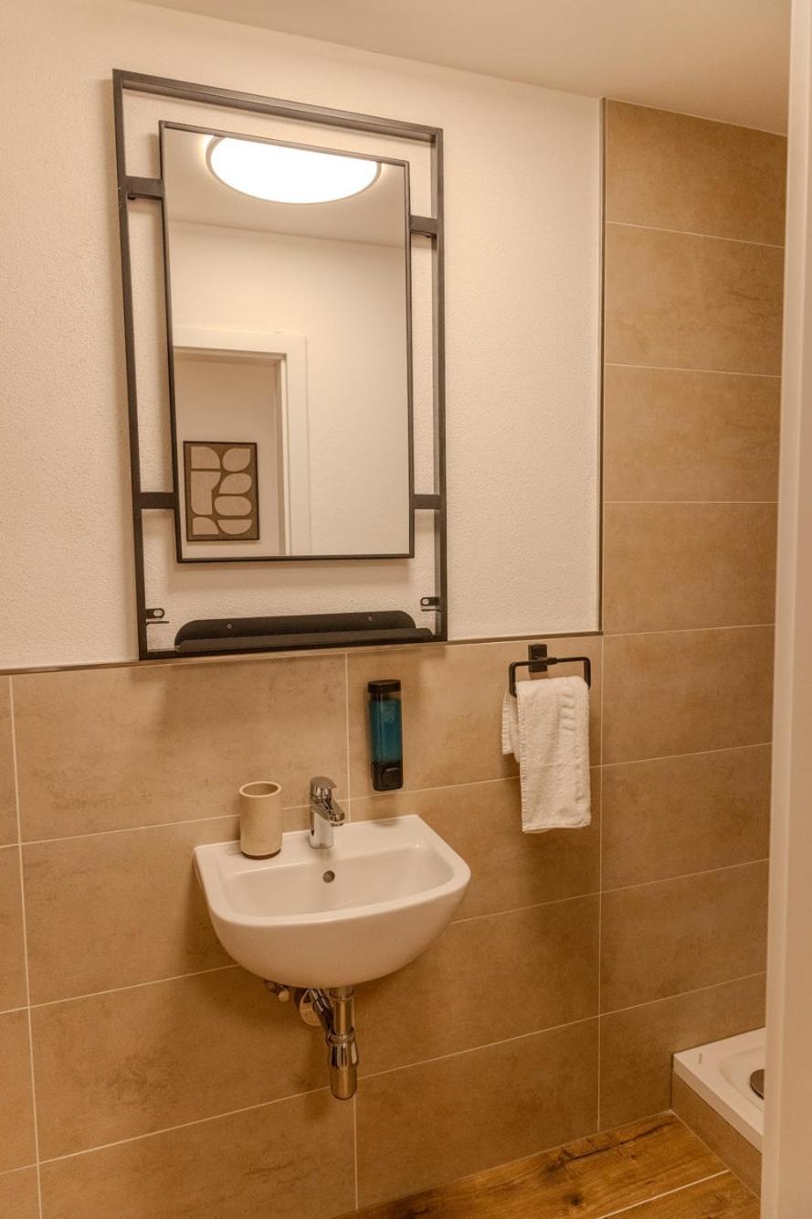 Twin Room Private Bathroom