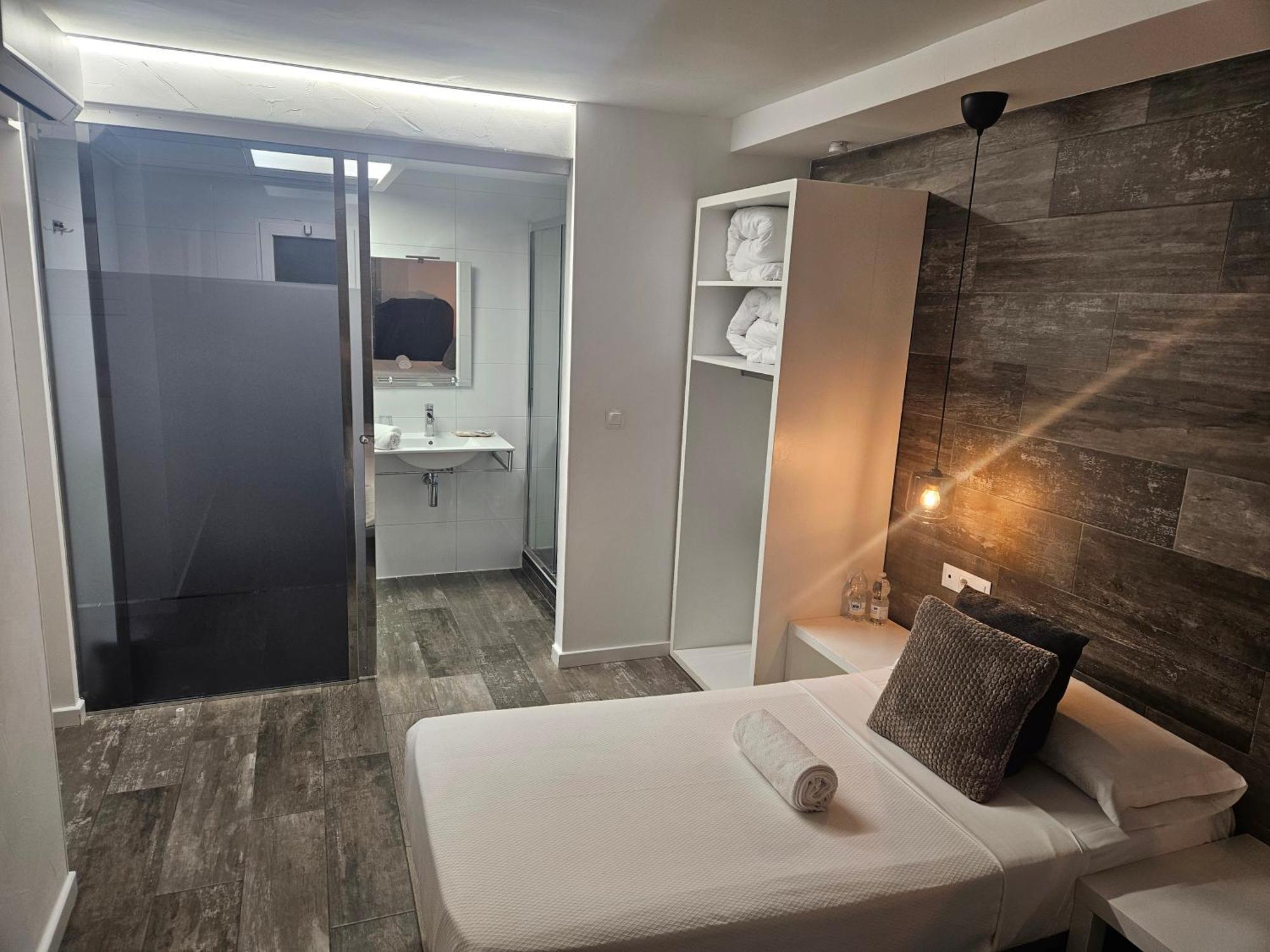 Twin Room Optional Extra Bed