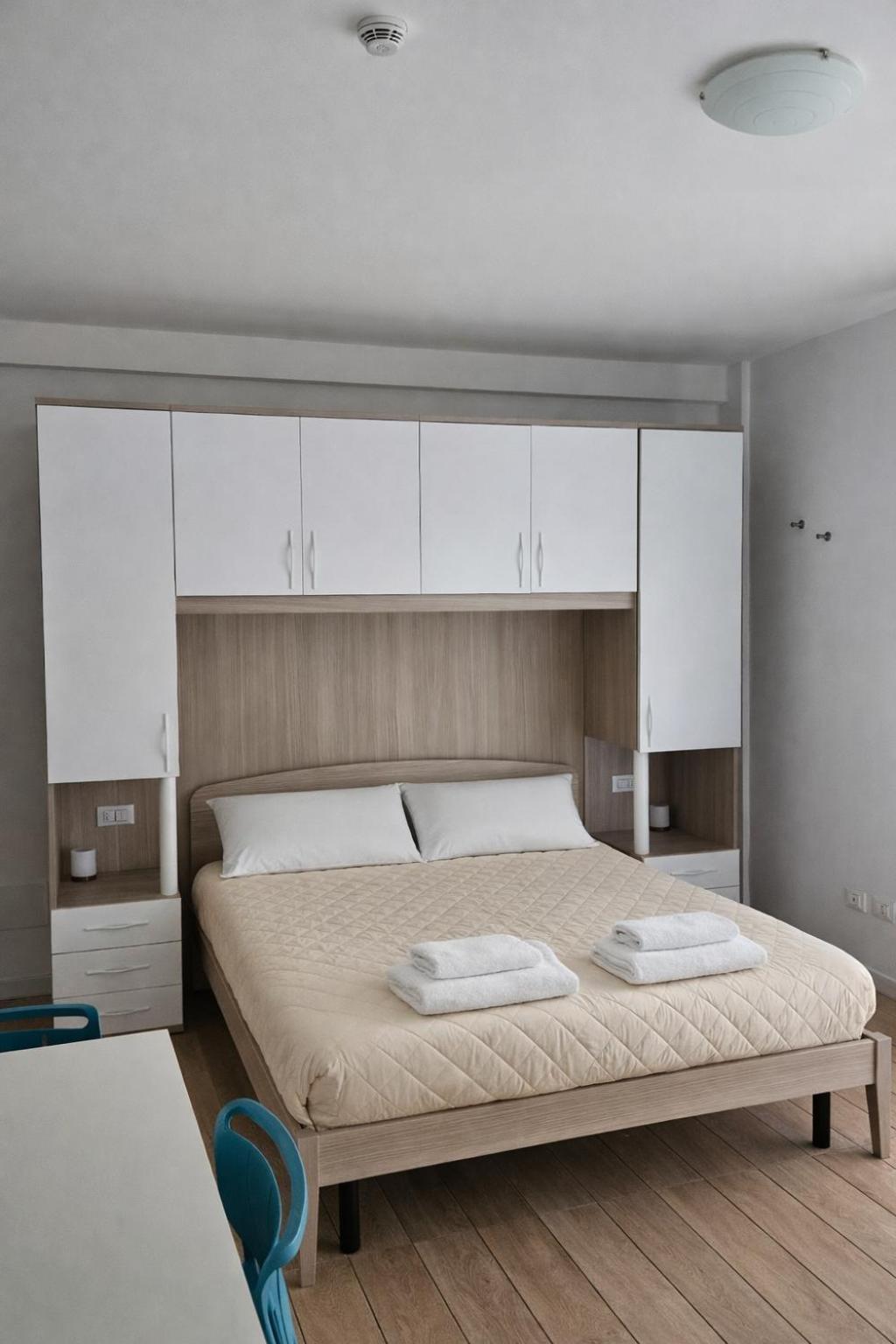 Studio Apartment Balcony