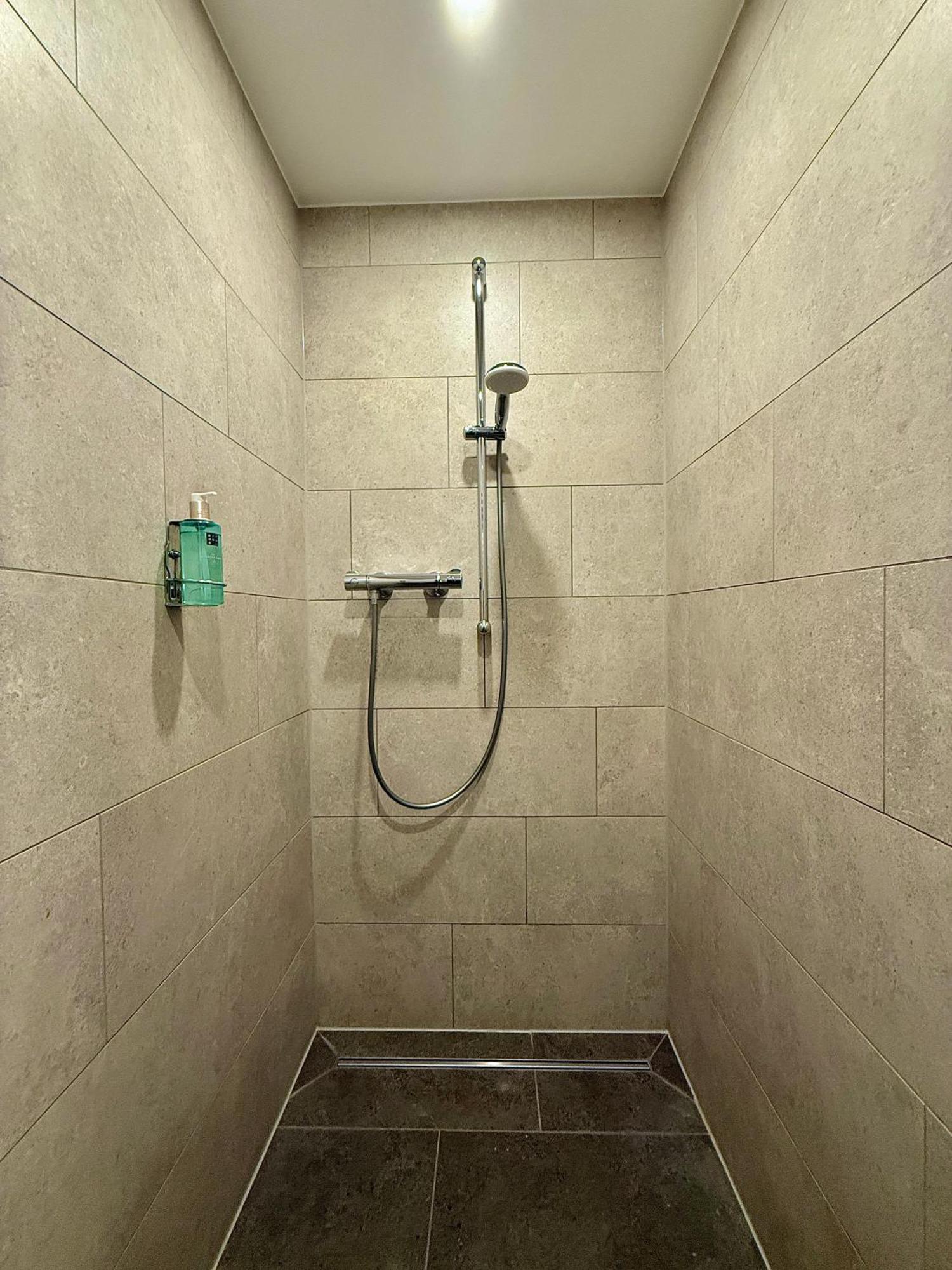 Large Double Room Deluxe