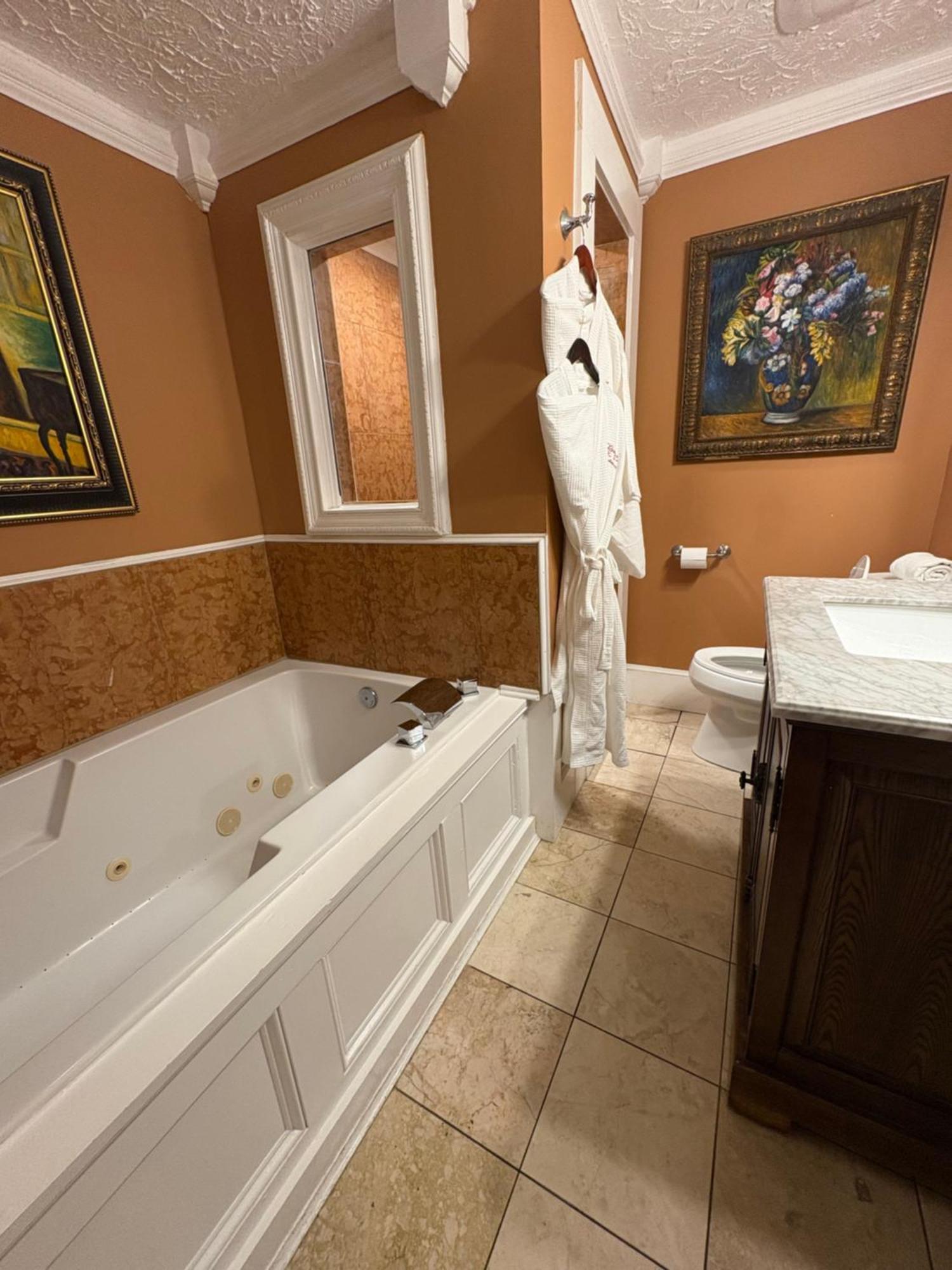 Queen Room