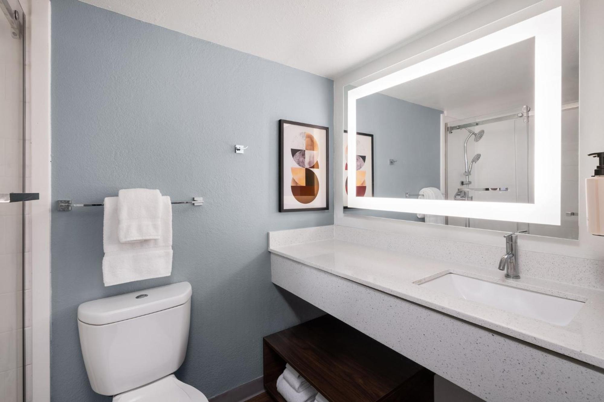Standard Room,1756824673:JPEG