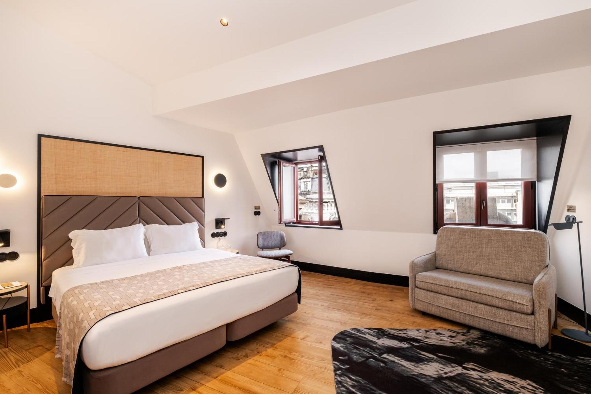 Double Room Aliados View