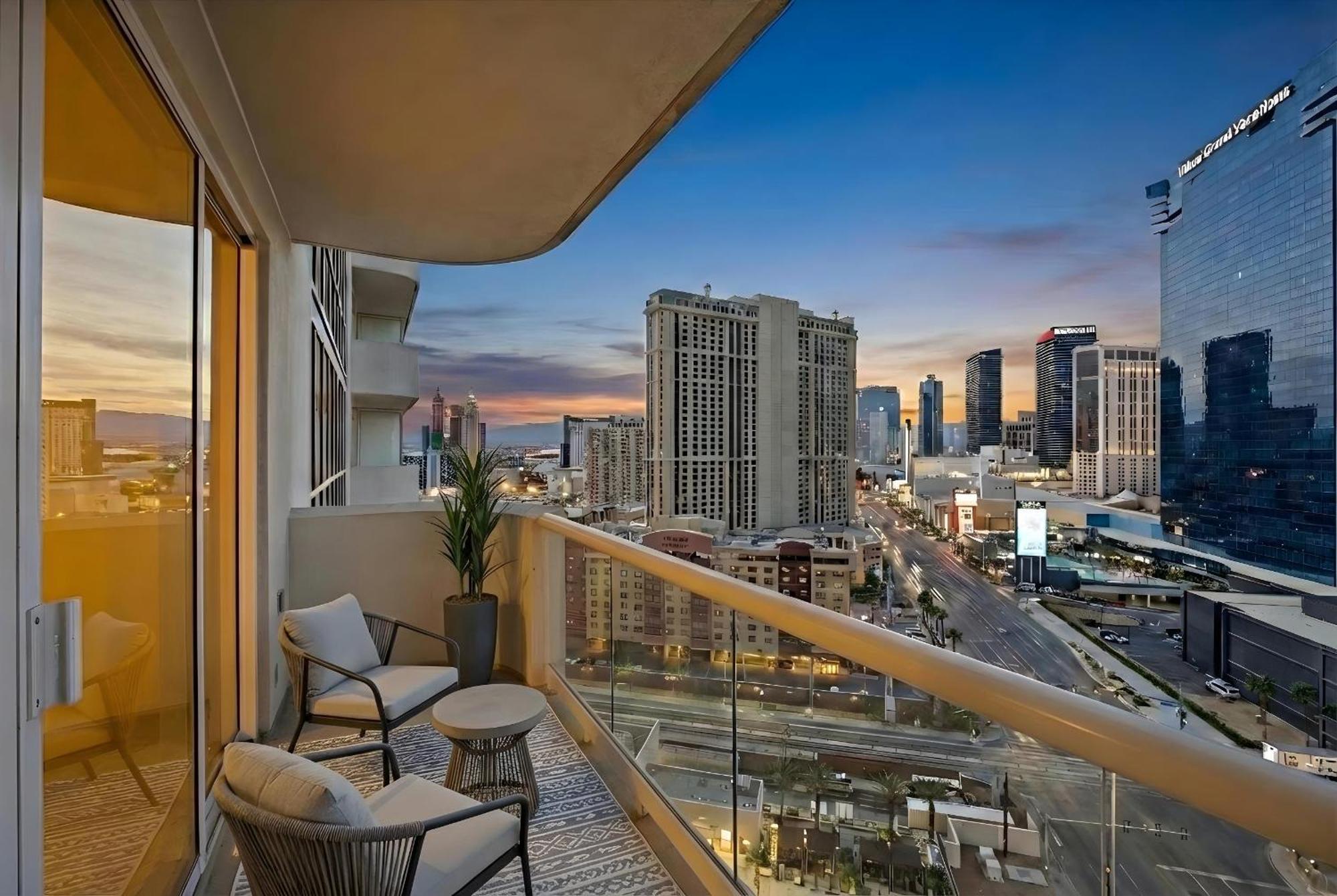 Suite City View