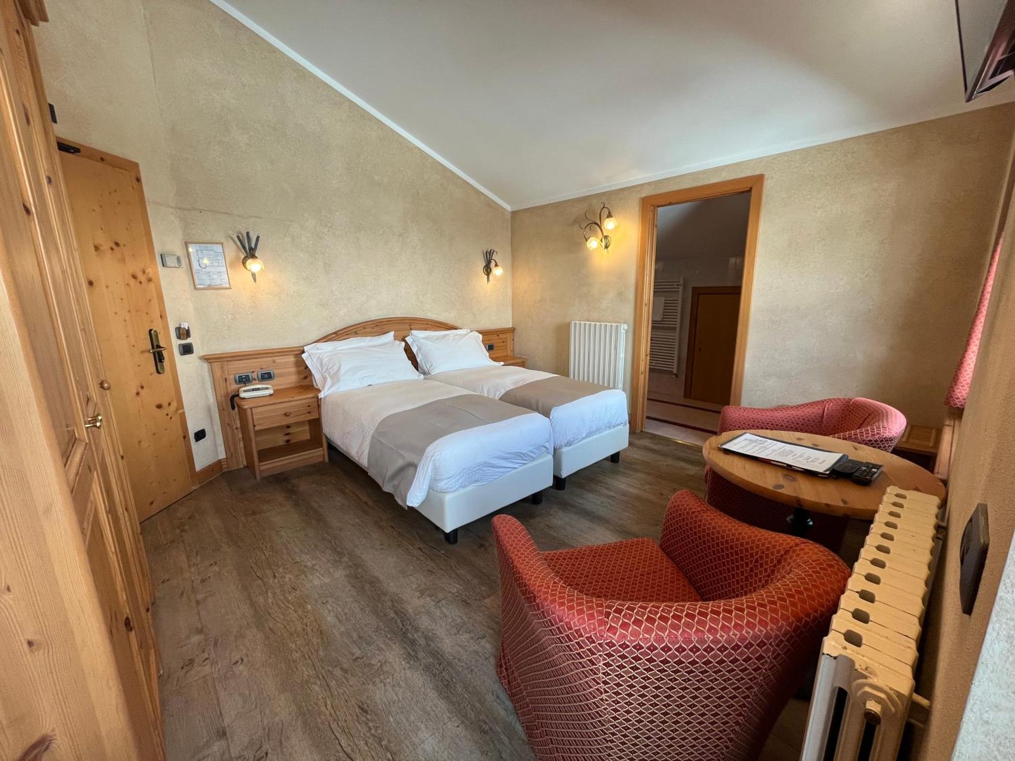 Deluxe Double or Twin Room with Balcony,1757833867:JPEG