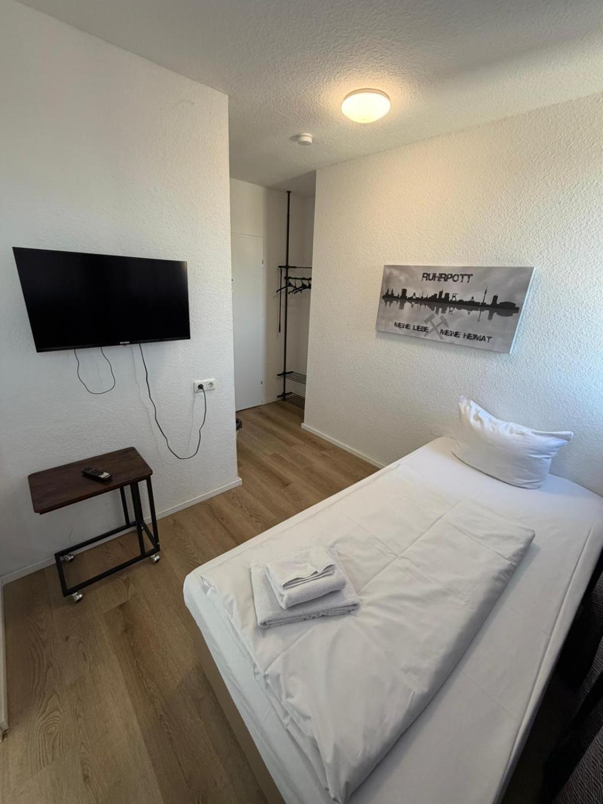 Standard Single Room,1714041816:JPEG