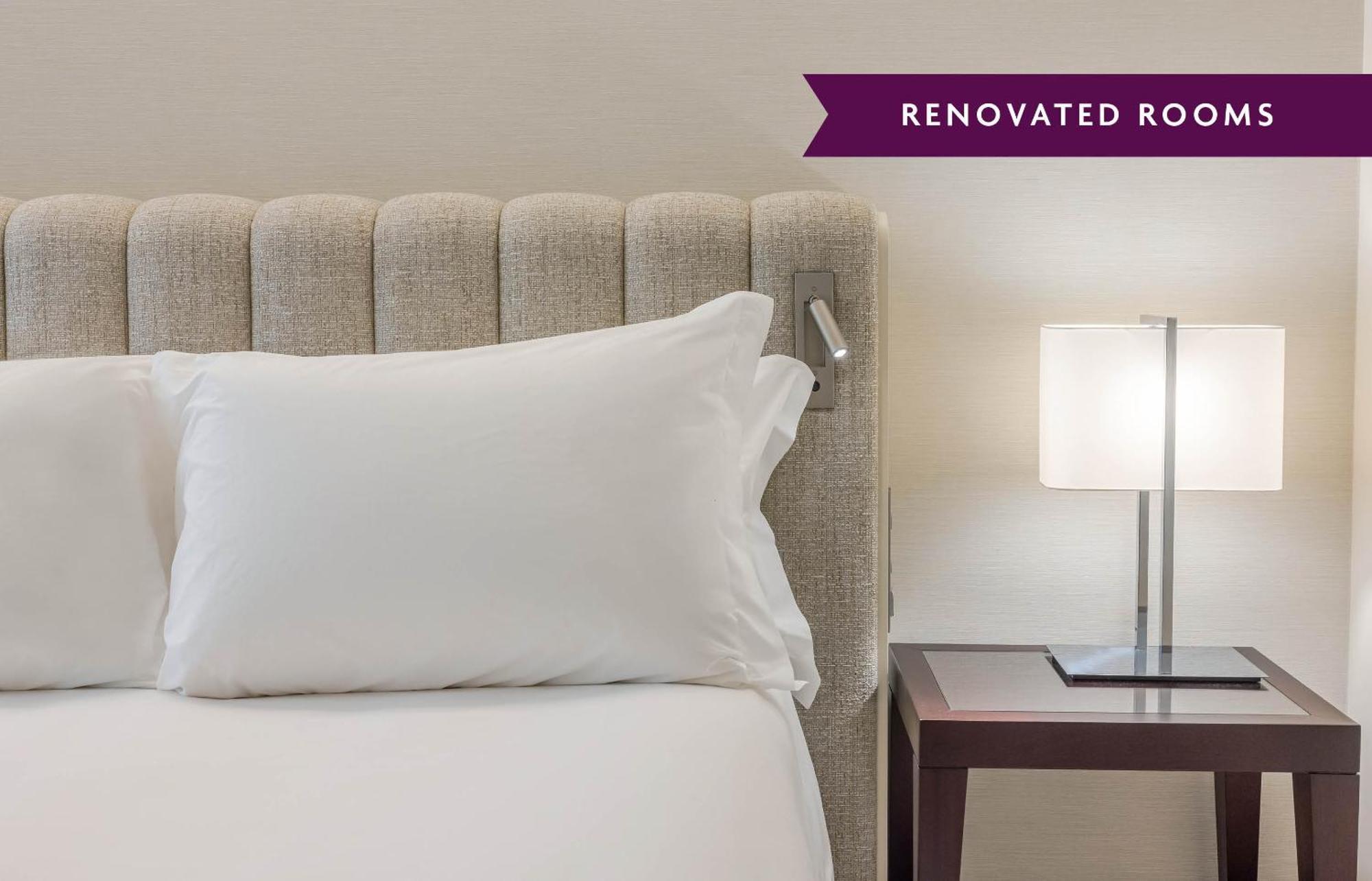 Premium Queen Room Lounge Access