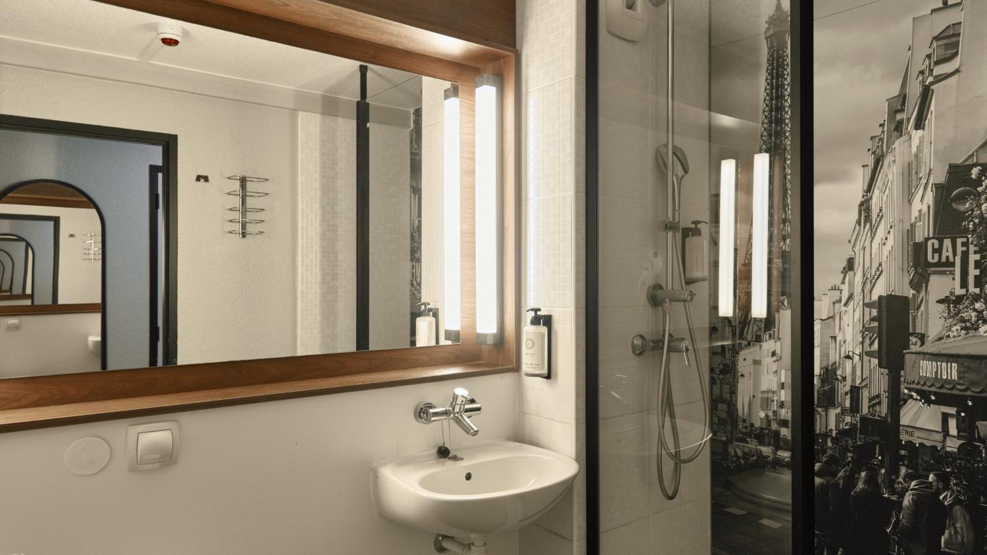 Standard Twin Room,1758268885:JPEG