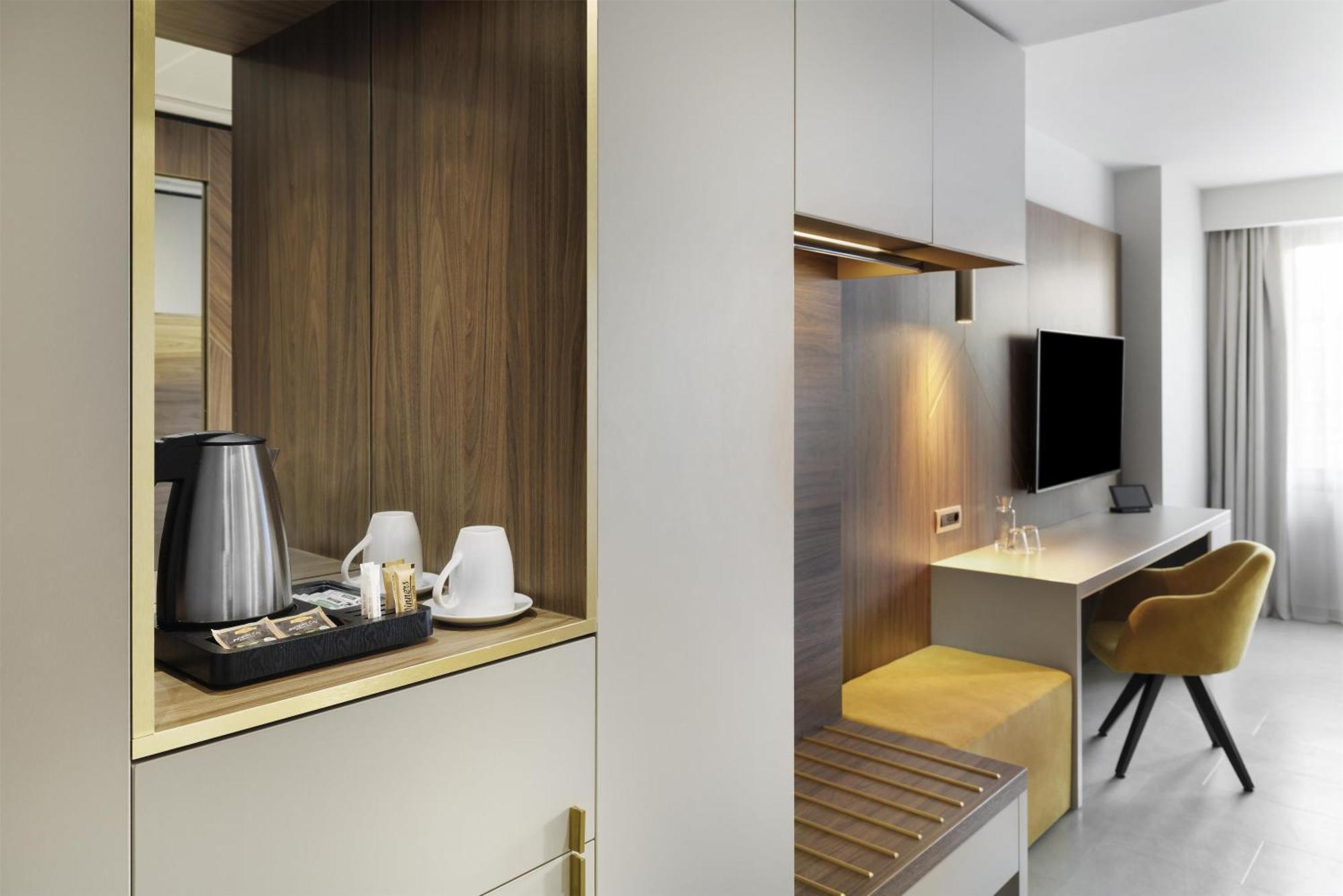 King Guest Room