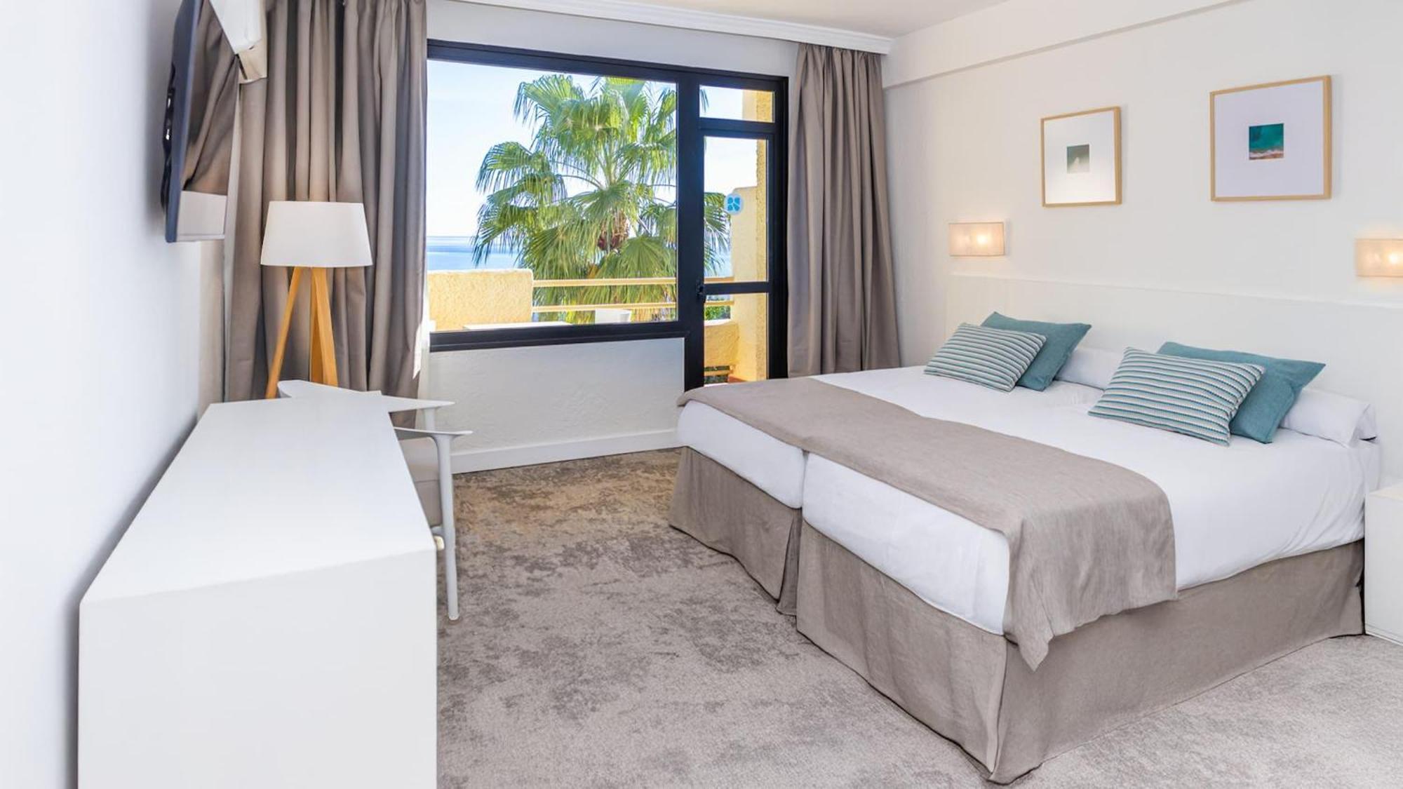 Double Room Sea View,1758289647:JPEG