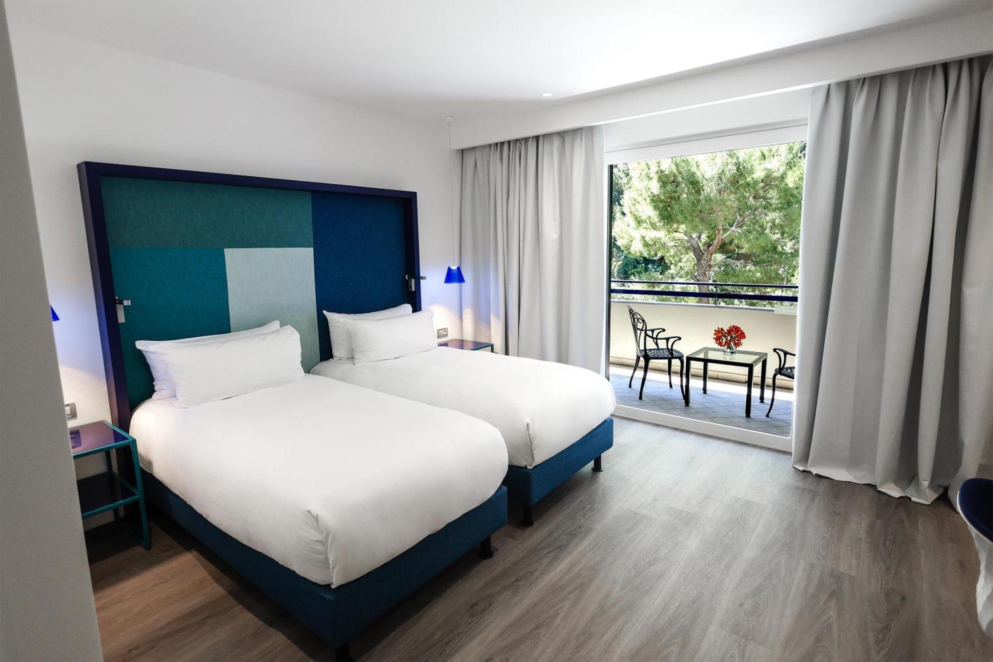 Twin Superior Room