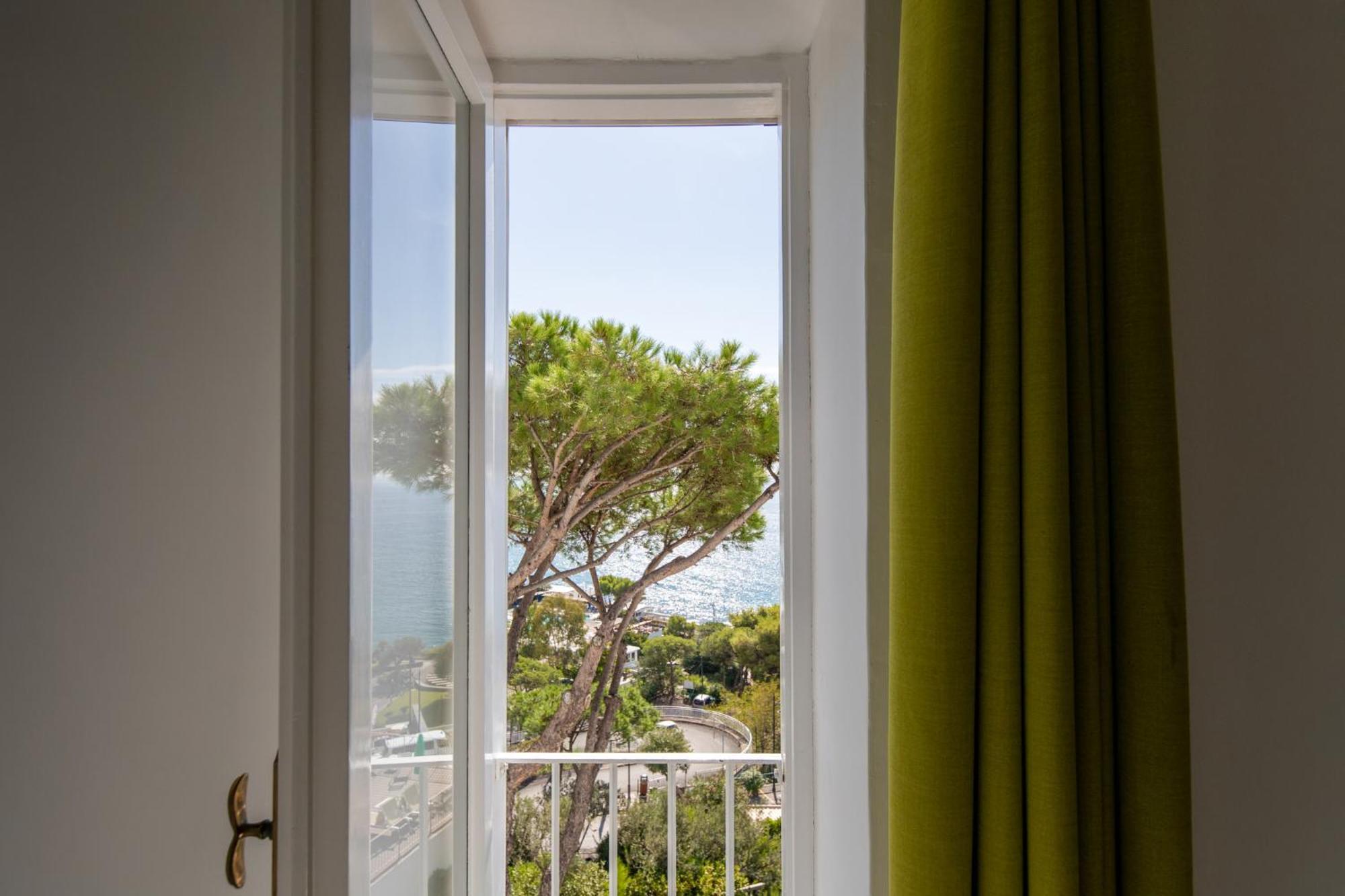 Single Room Sea View