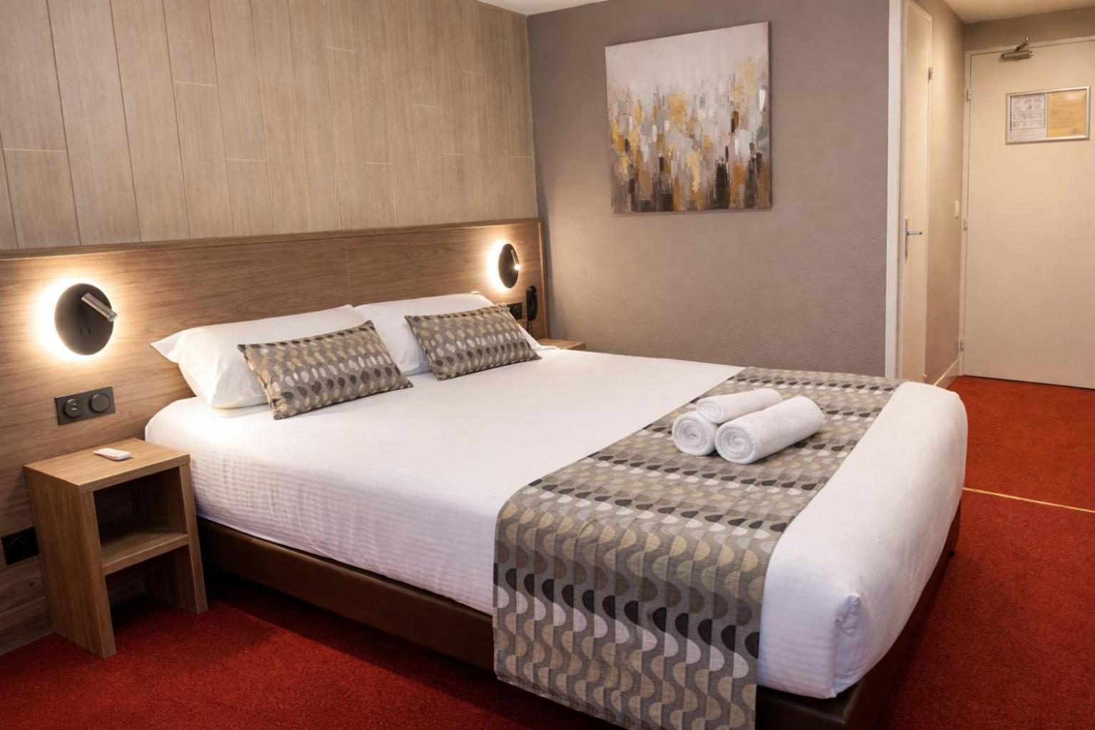 Standard King Room,1758294556:JPEG